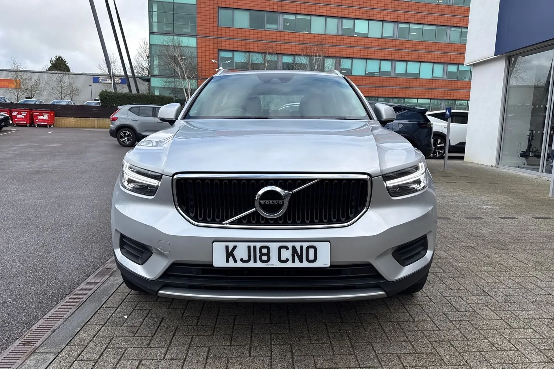 Volvo XC40 thumbnail image number 13
