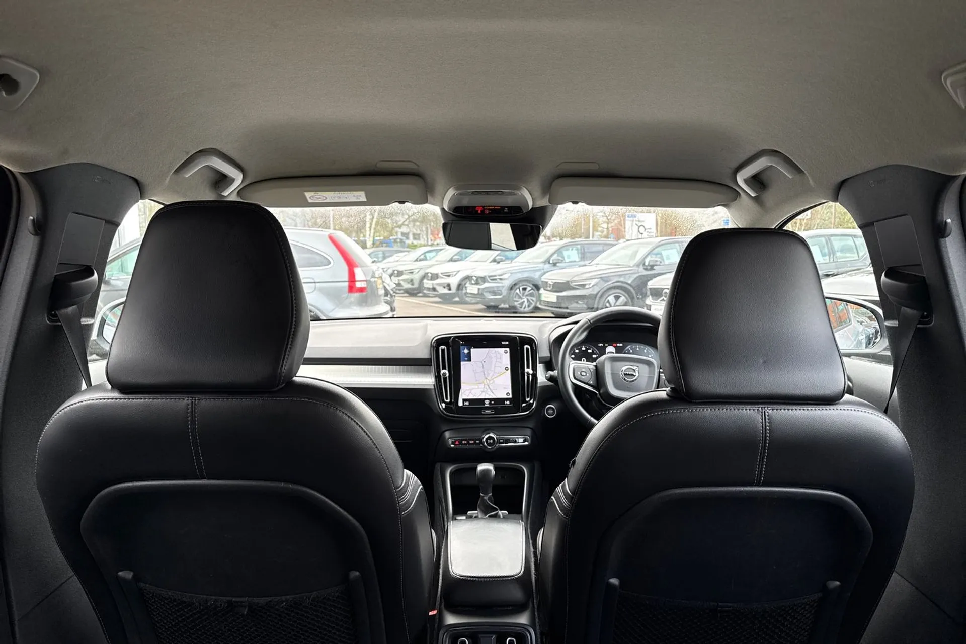 Volvo XC40 thumbnail image number 22