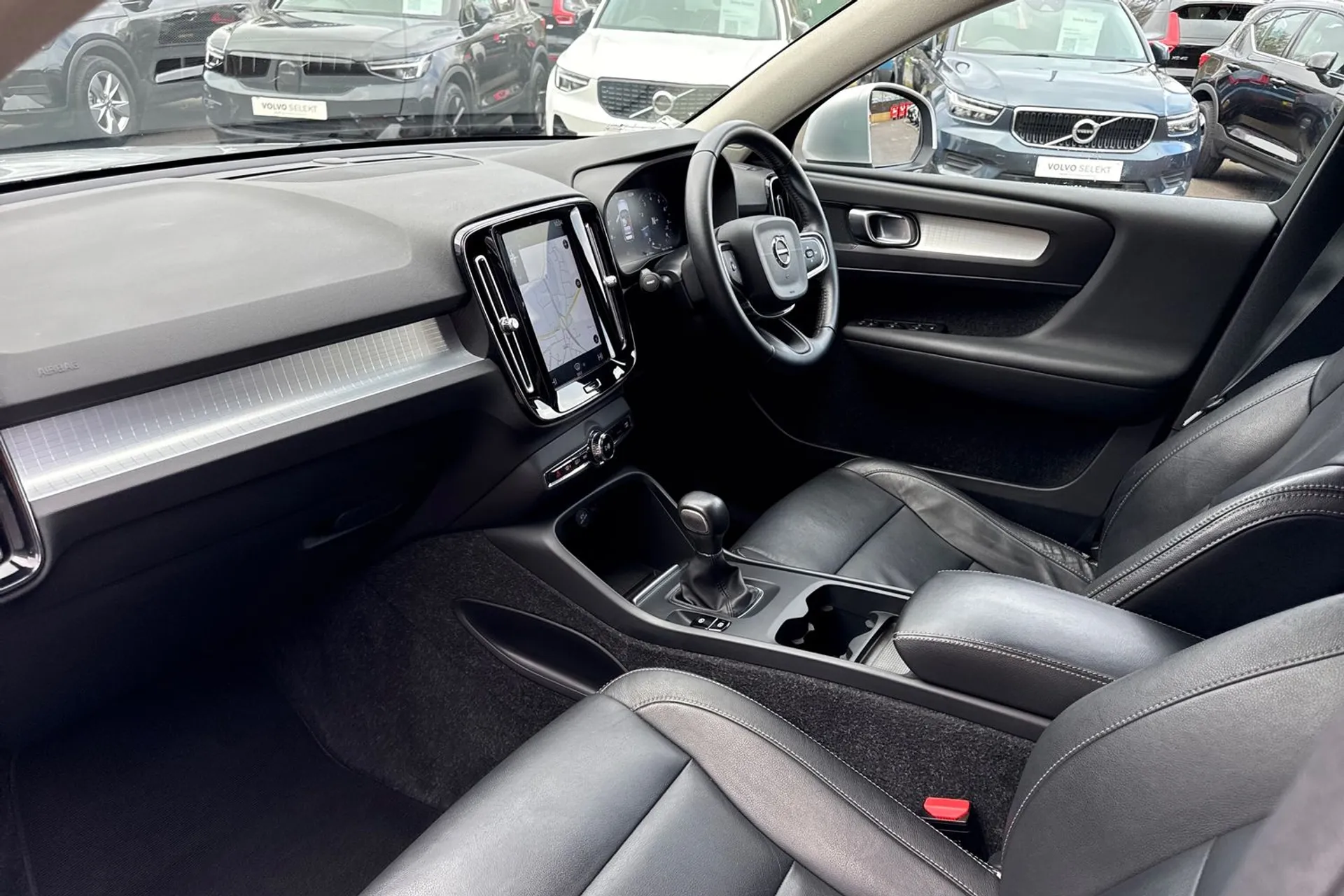 Volvo XC40 thumbnail image number 27