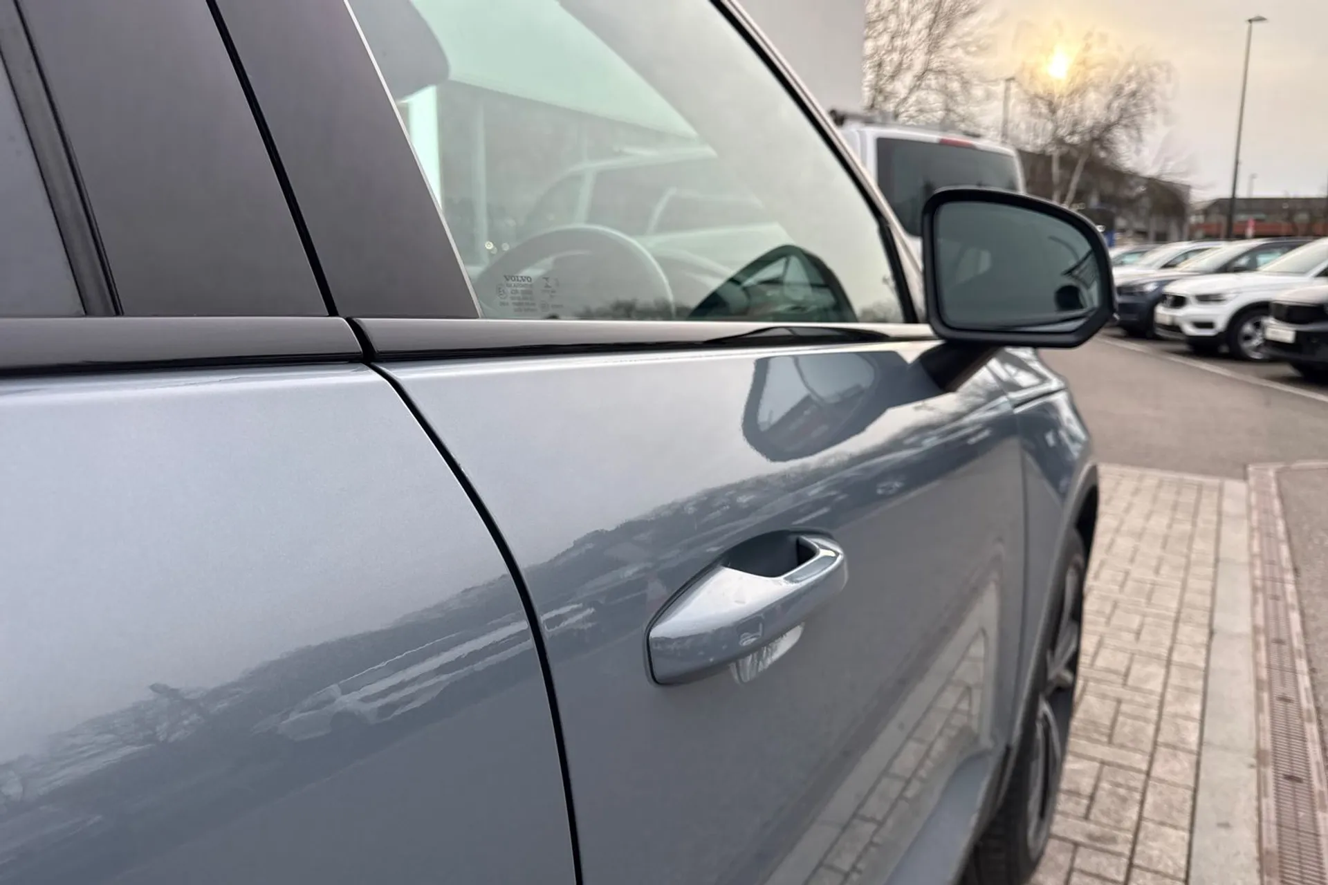 Volvo XC40 thumbnail image number 16