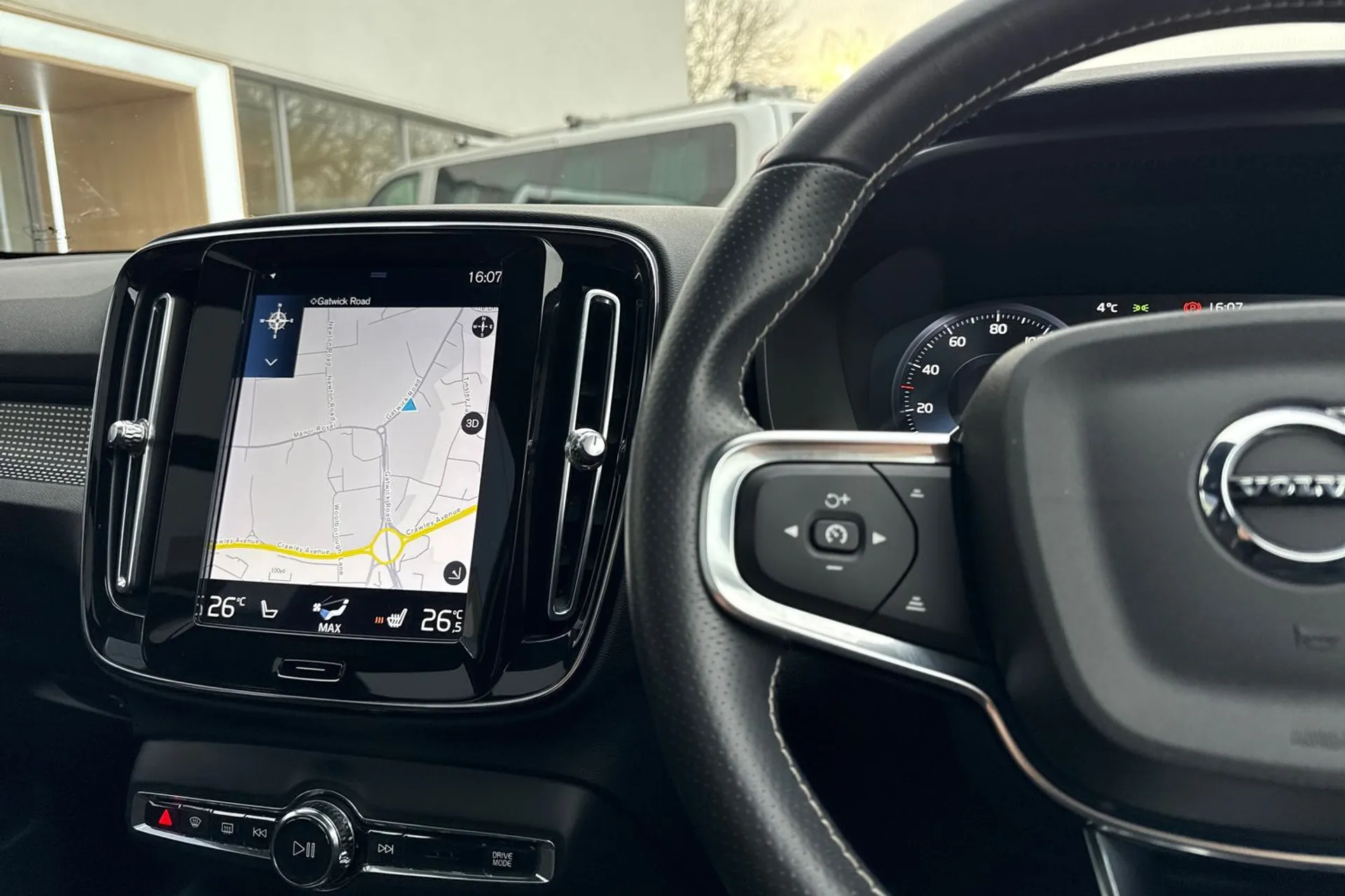 Volvo XC40 thumbnail image number 35