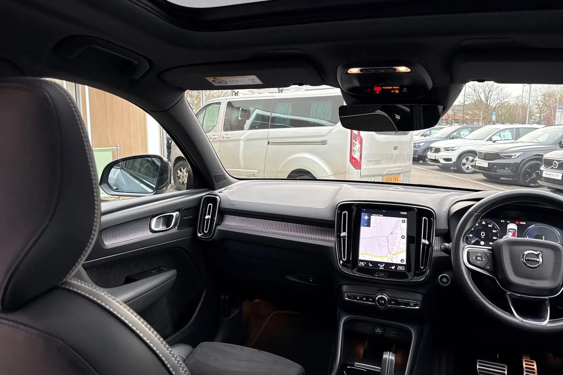 Volvo XC40 thumbnail image number 31