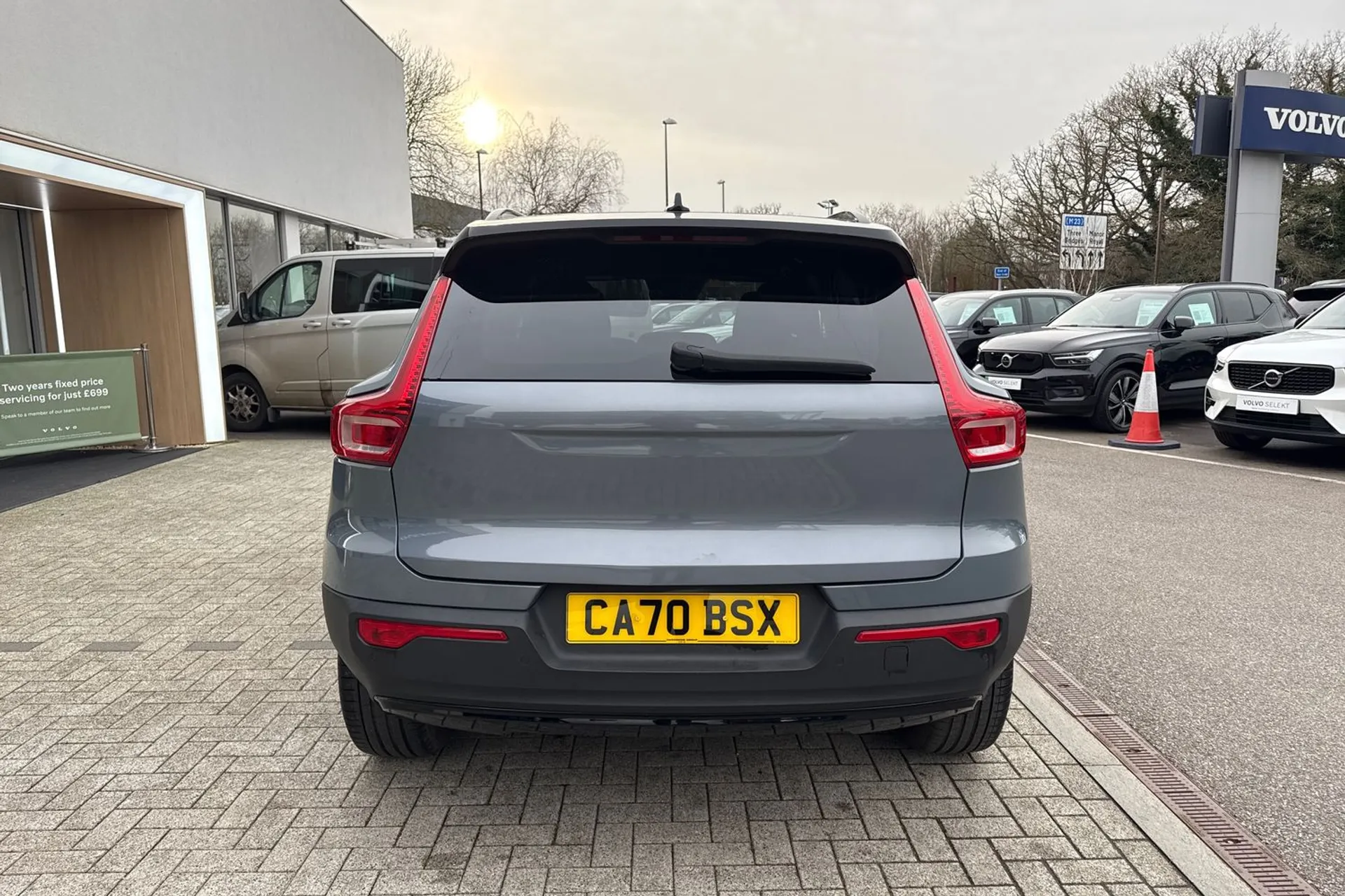 Volvo XC40 thumbnail image number 9