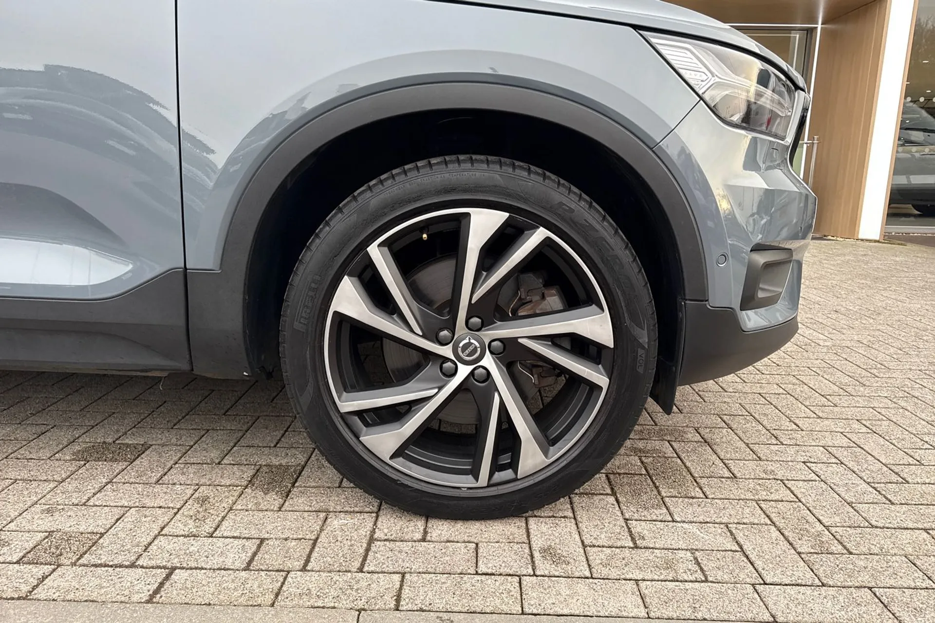 Volvo XC40 thumbnail image number 13