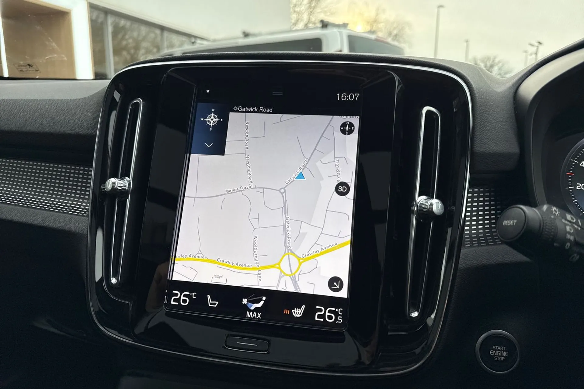 Volvo XC40 thumbnail image number 5