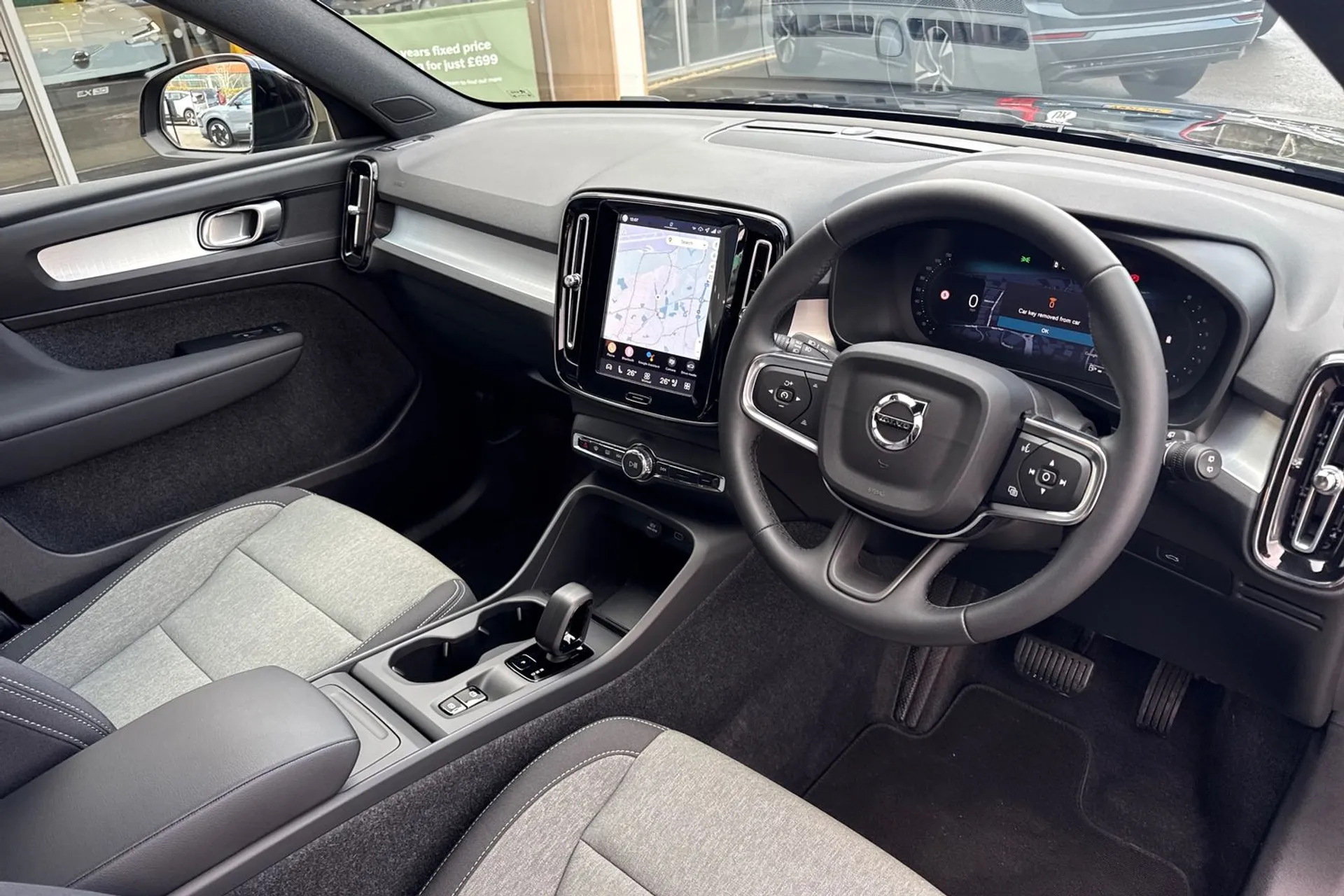 Volvo XC40 thumbnail image number 6