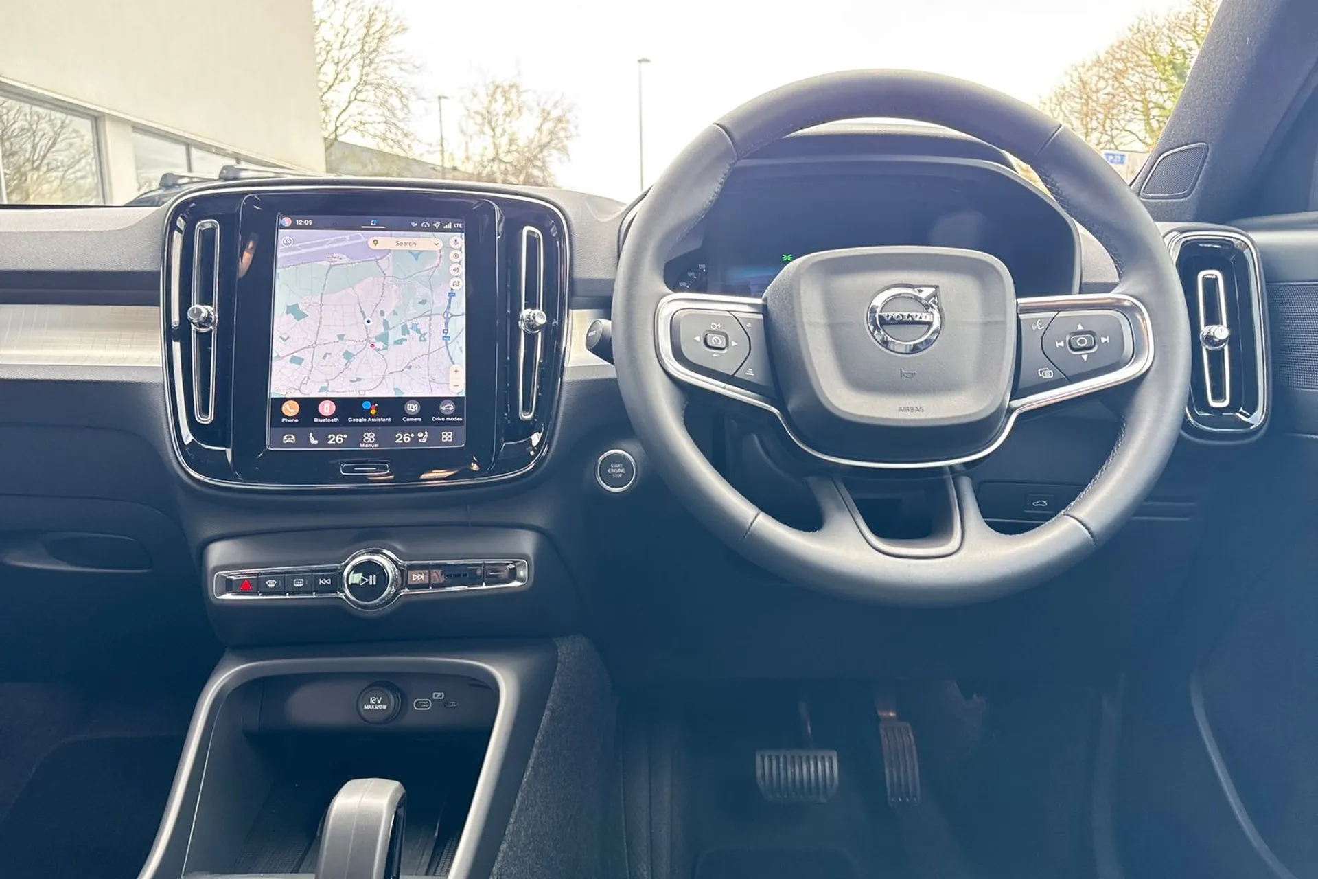 Volvo XC40 thumbnail image number 34