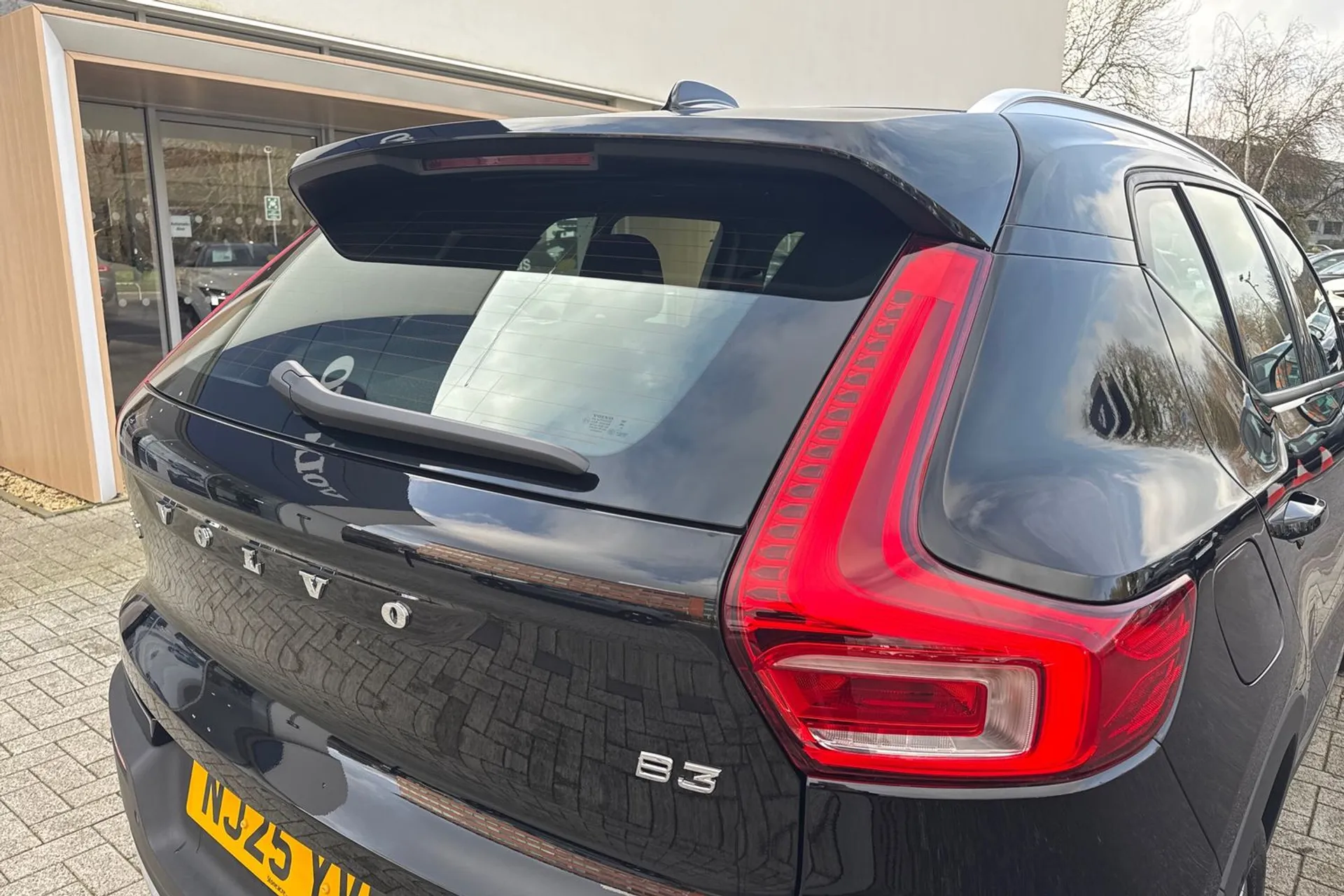 Volvo XC40 thumbnail image number 16