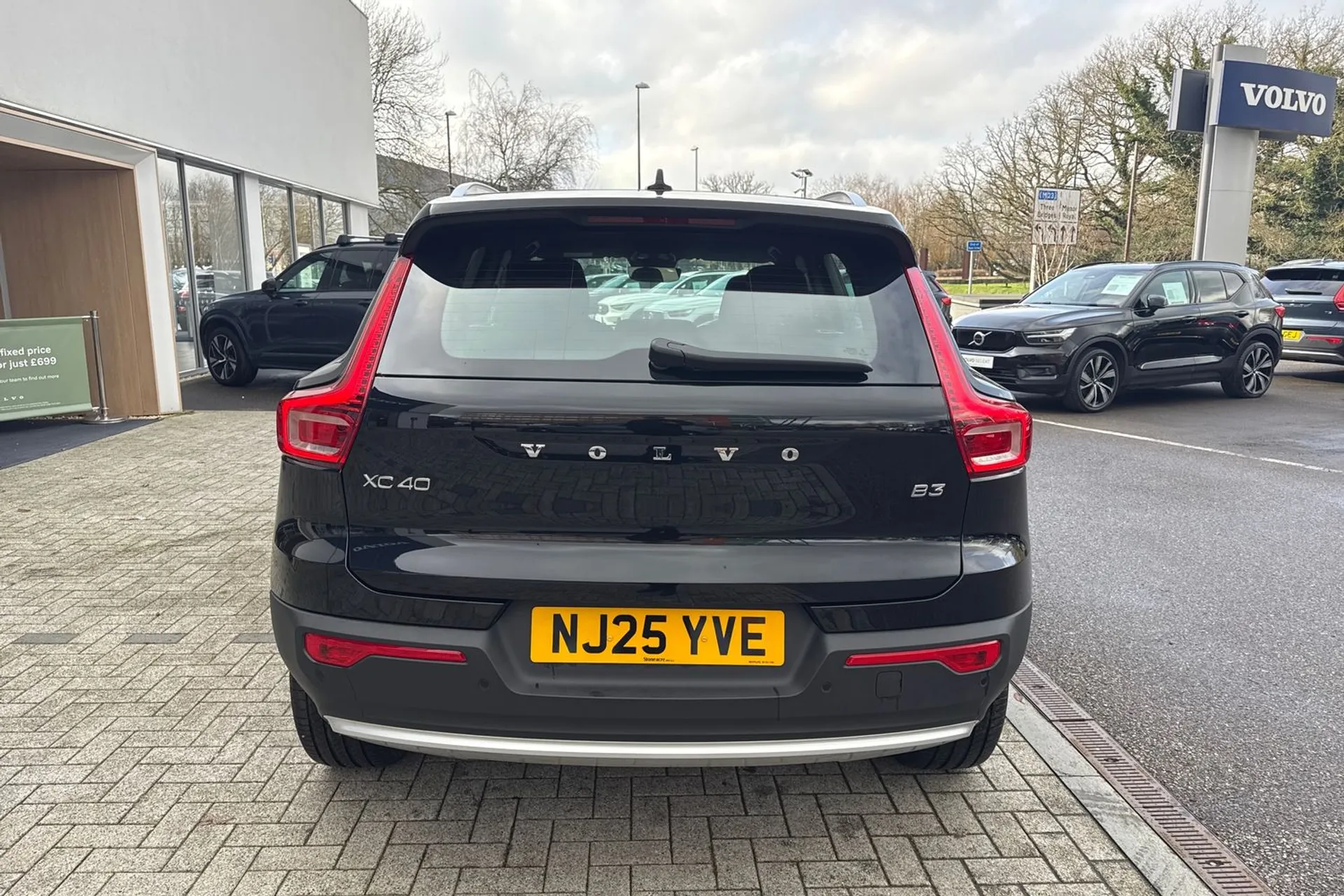 Volvo XC40 thumbnail image number 9