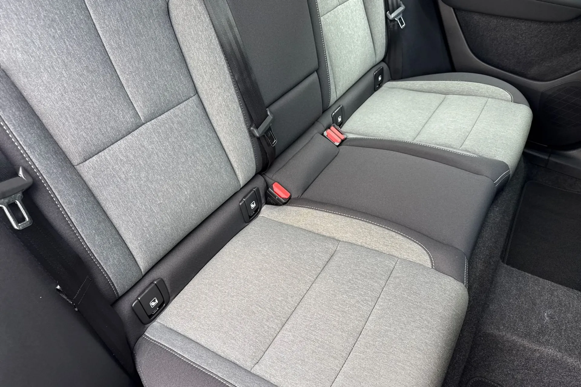 Volvo XC40 thumbnail image number 25