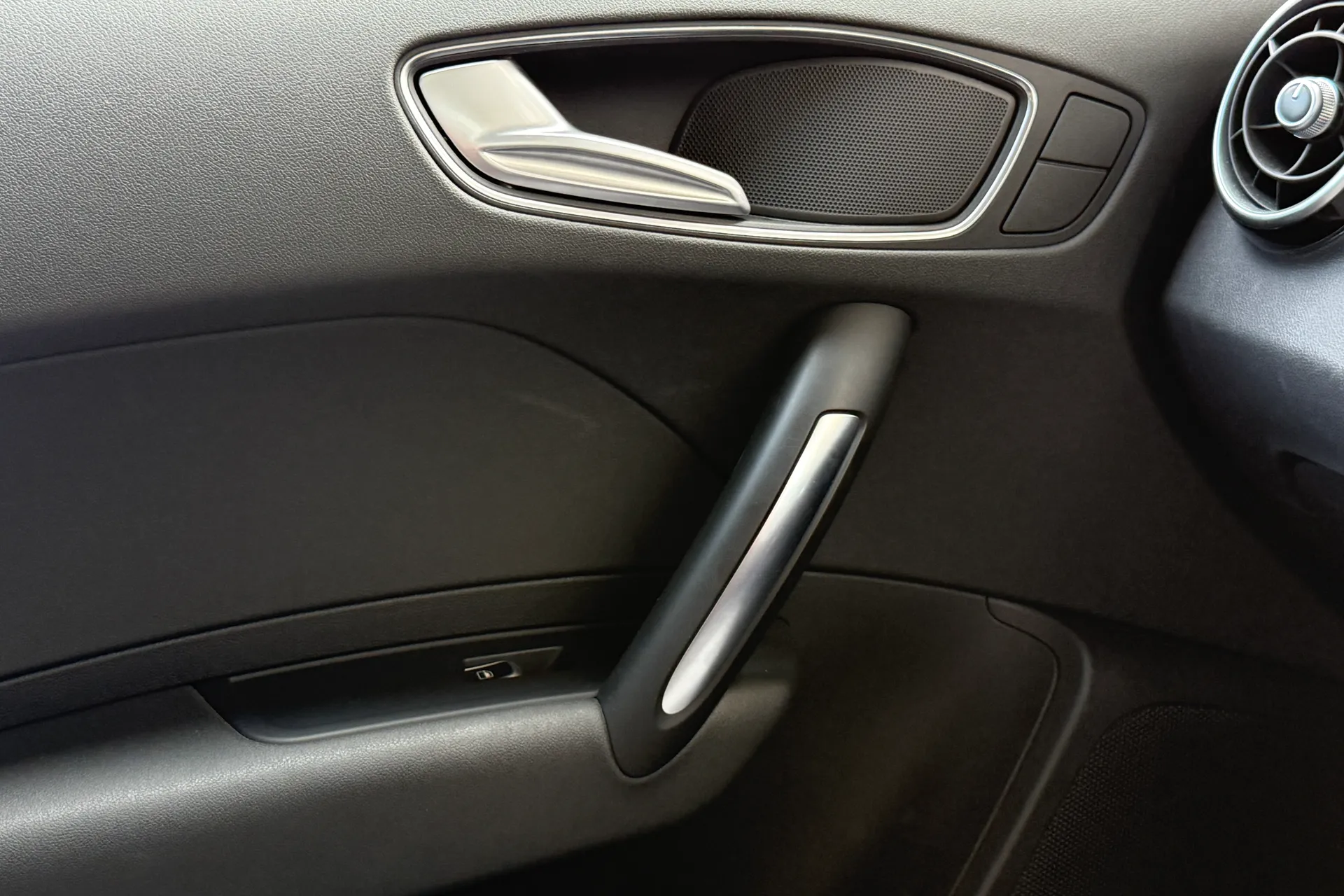 Audi A1 thumbnail image number 27