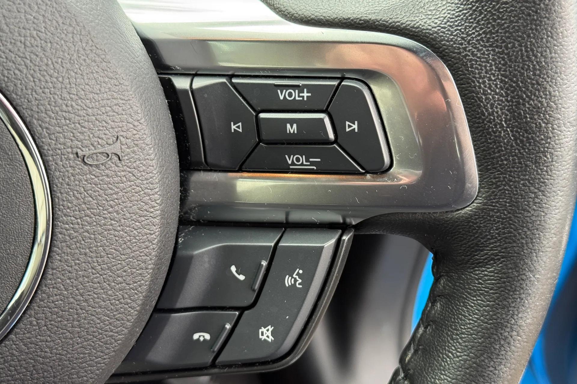 FORD MUSTANG thumbnail image number 12