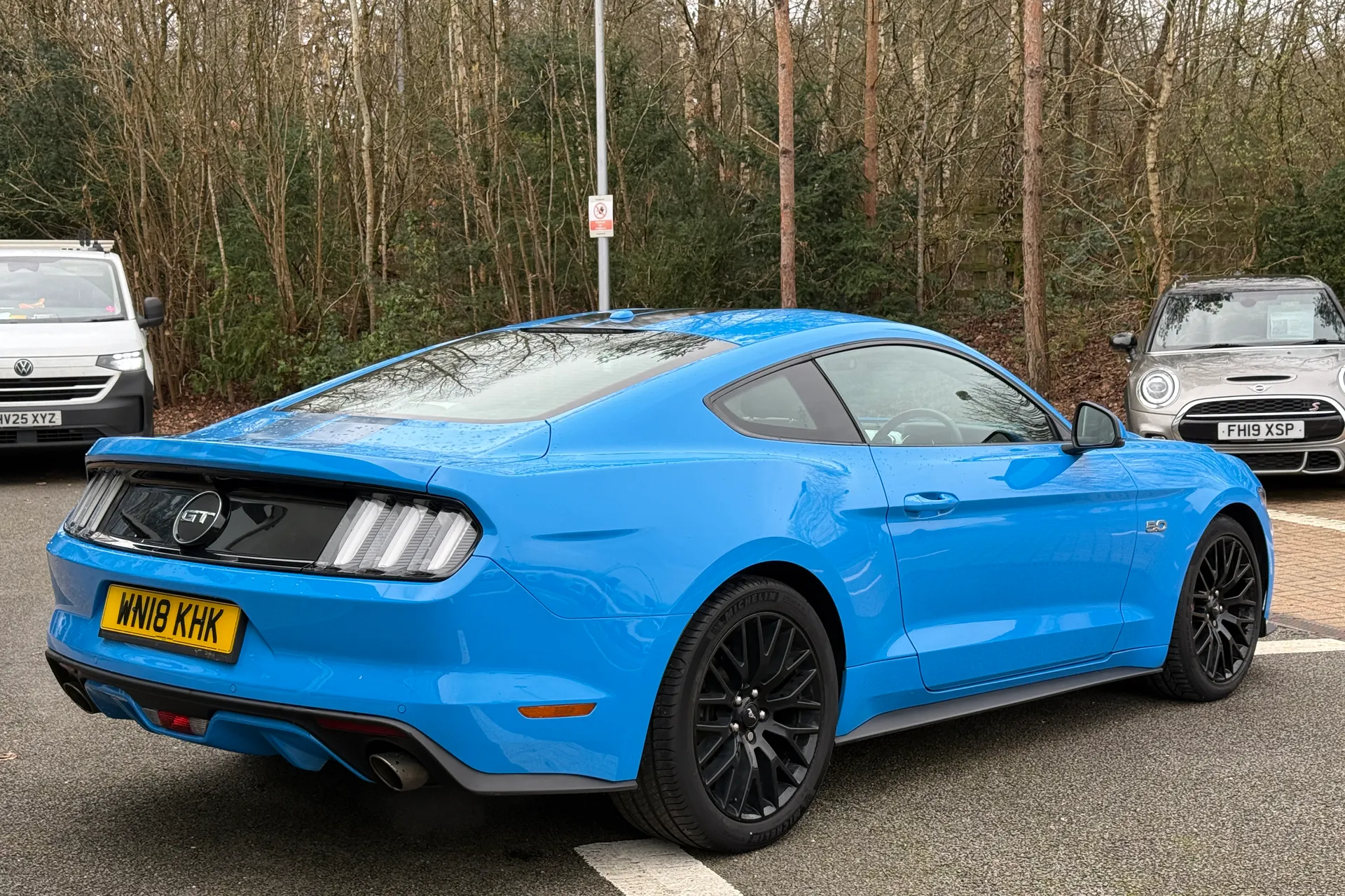 FORD MUSTANG thumbnail image number 32