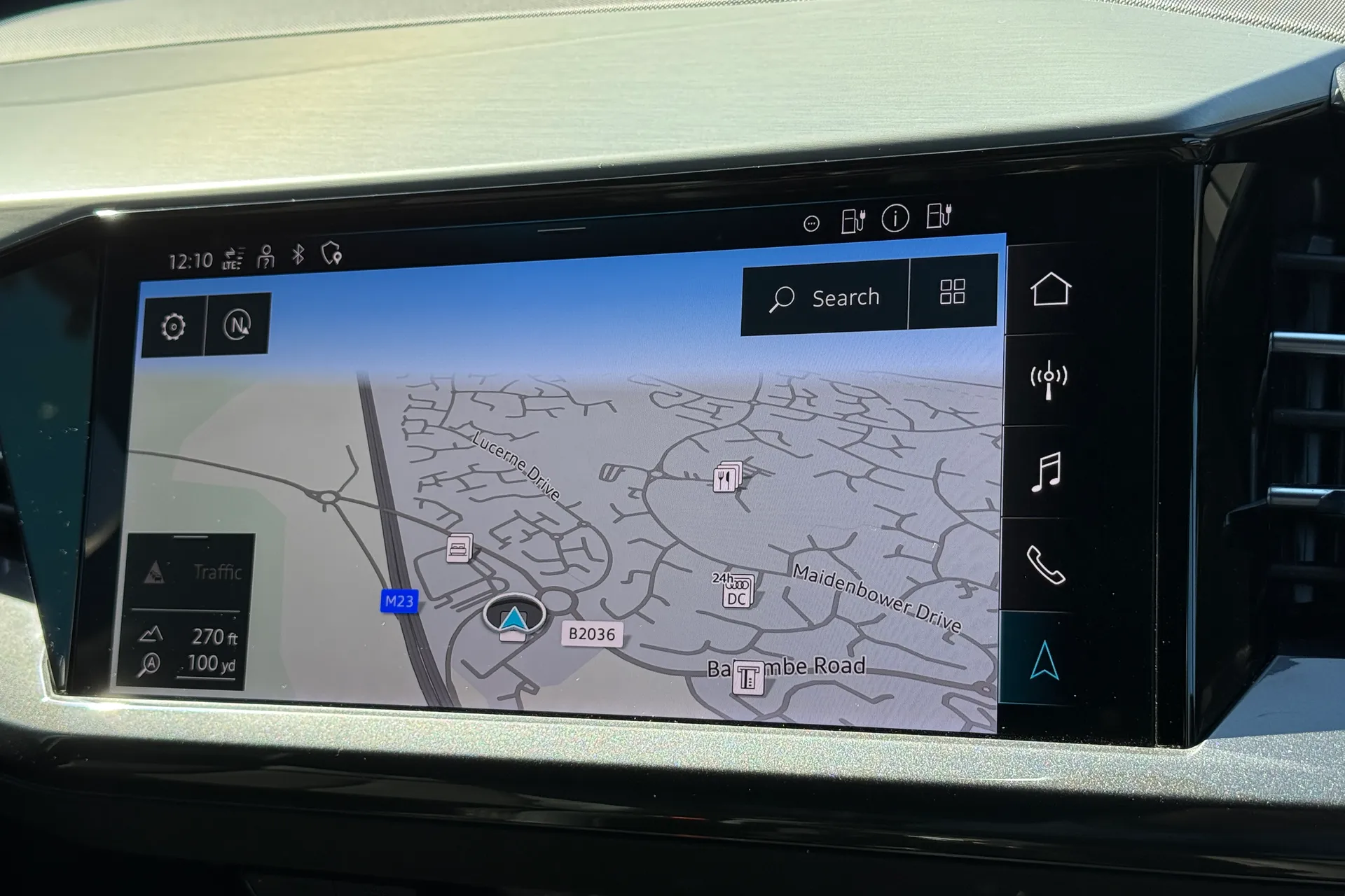 Audi Q4 thumbnail image number 3