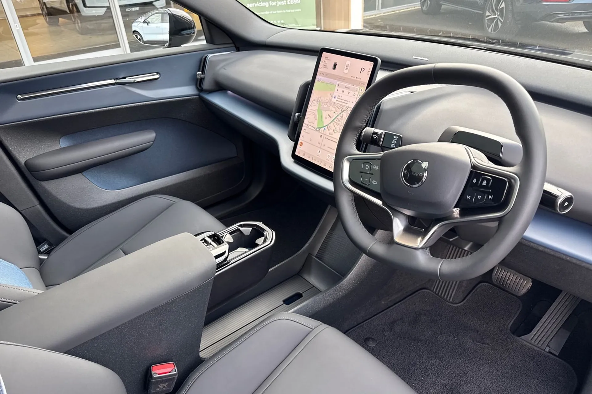 Volvo EX30 thumbnail image number 6