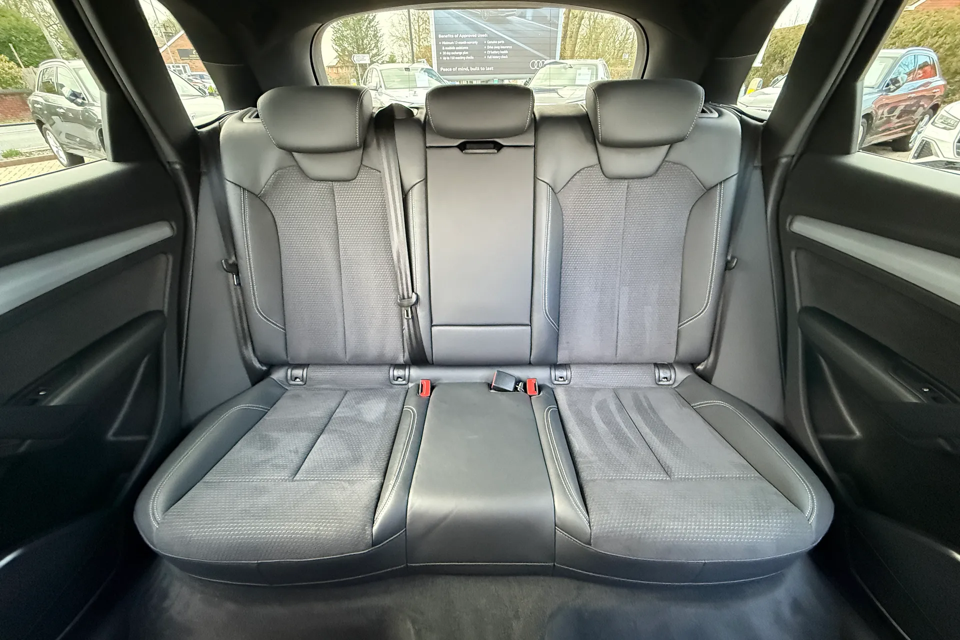 Audi Q5 thumbnail image number 34