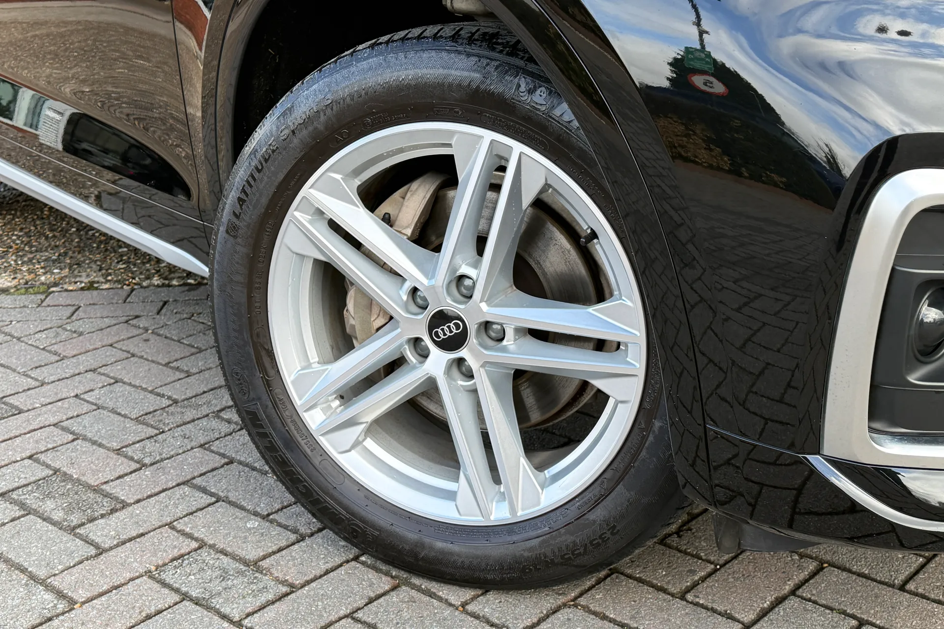 Audi Q5 thumbnail image number 7