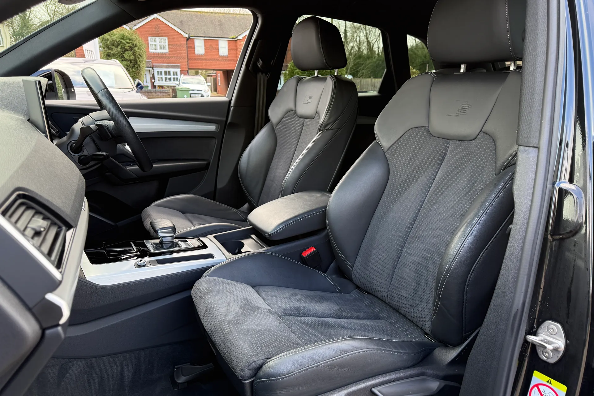 Audi Q5 thumbnail image number 26