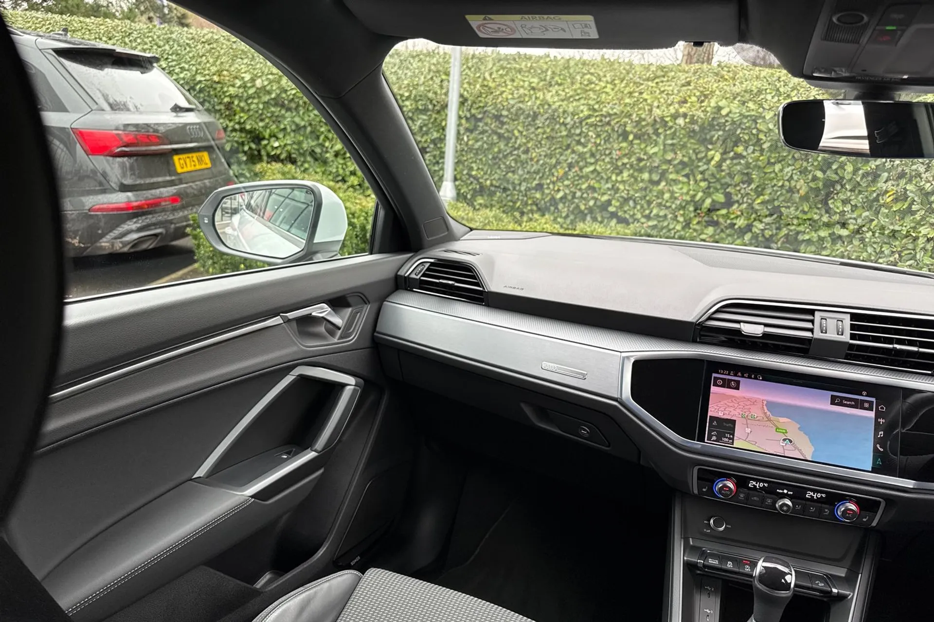 Audi Q3 thumbnail image number 52