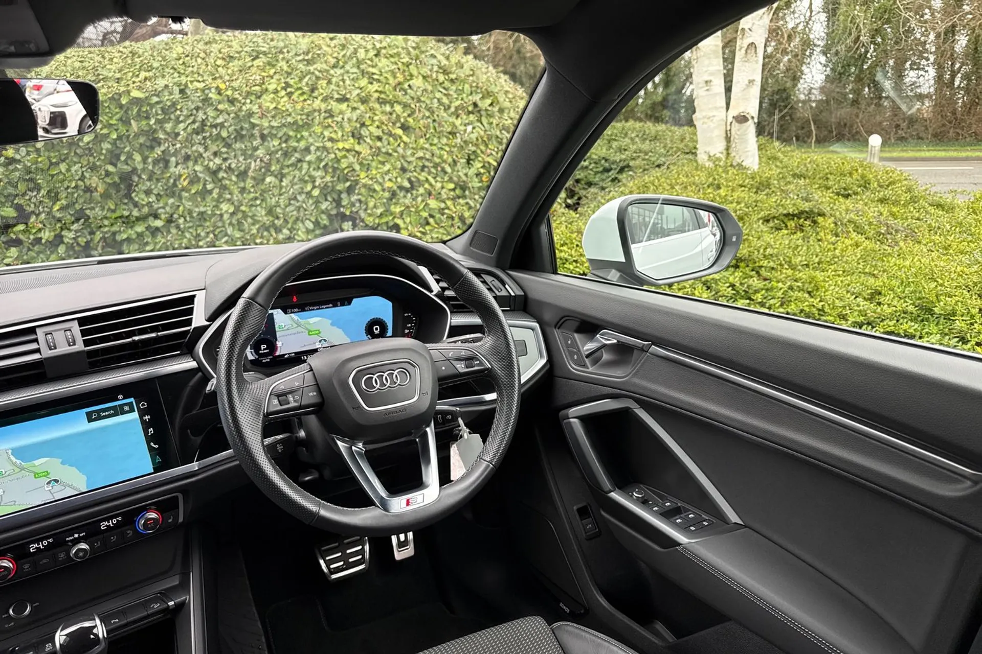 Audi Q3 thumbnail image number 53