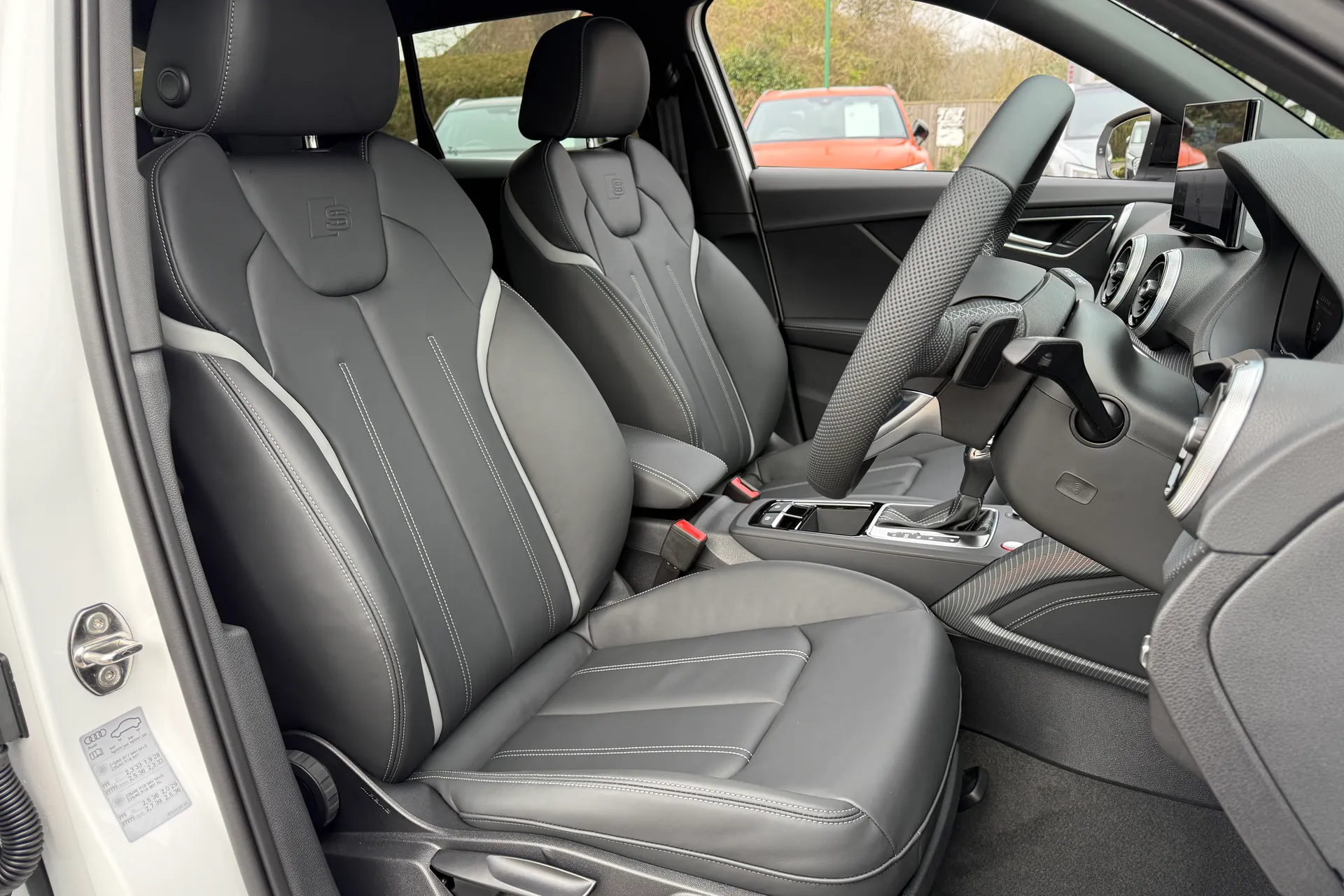 Audi Q2 thumbnail image number 29