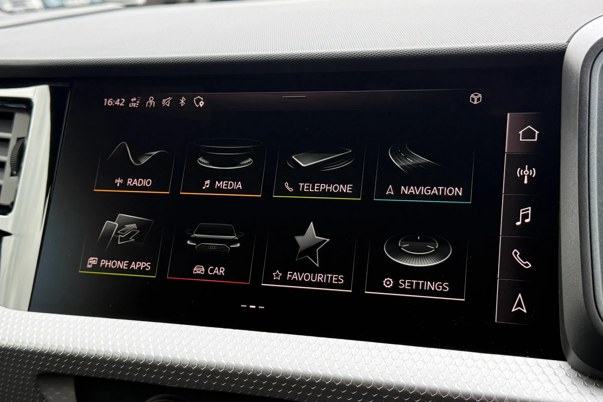Audi A1 thumbnail image number 10