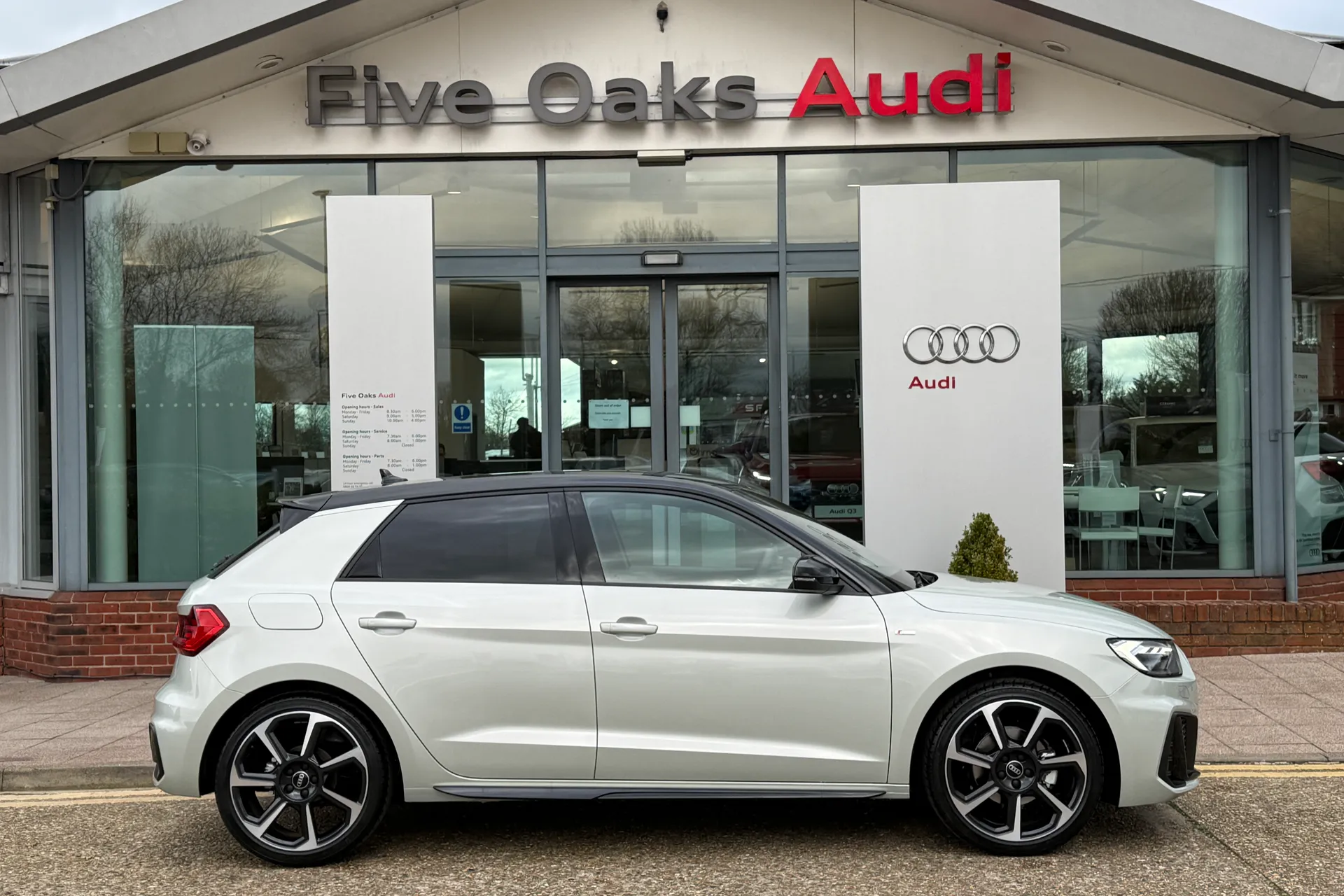 Audi A1 thumbnail image number 2