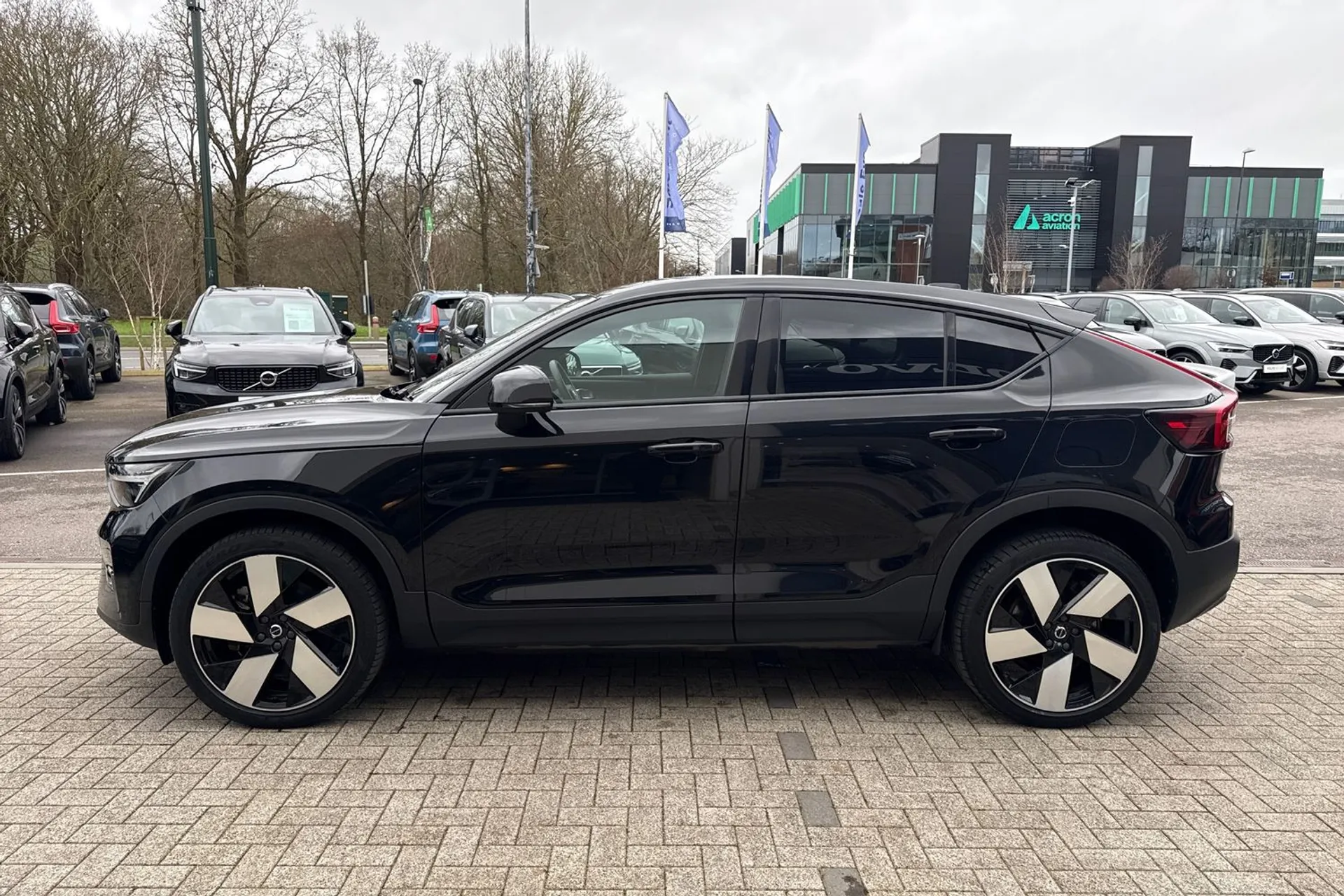 Volvo C40 thumbnail image number 11