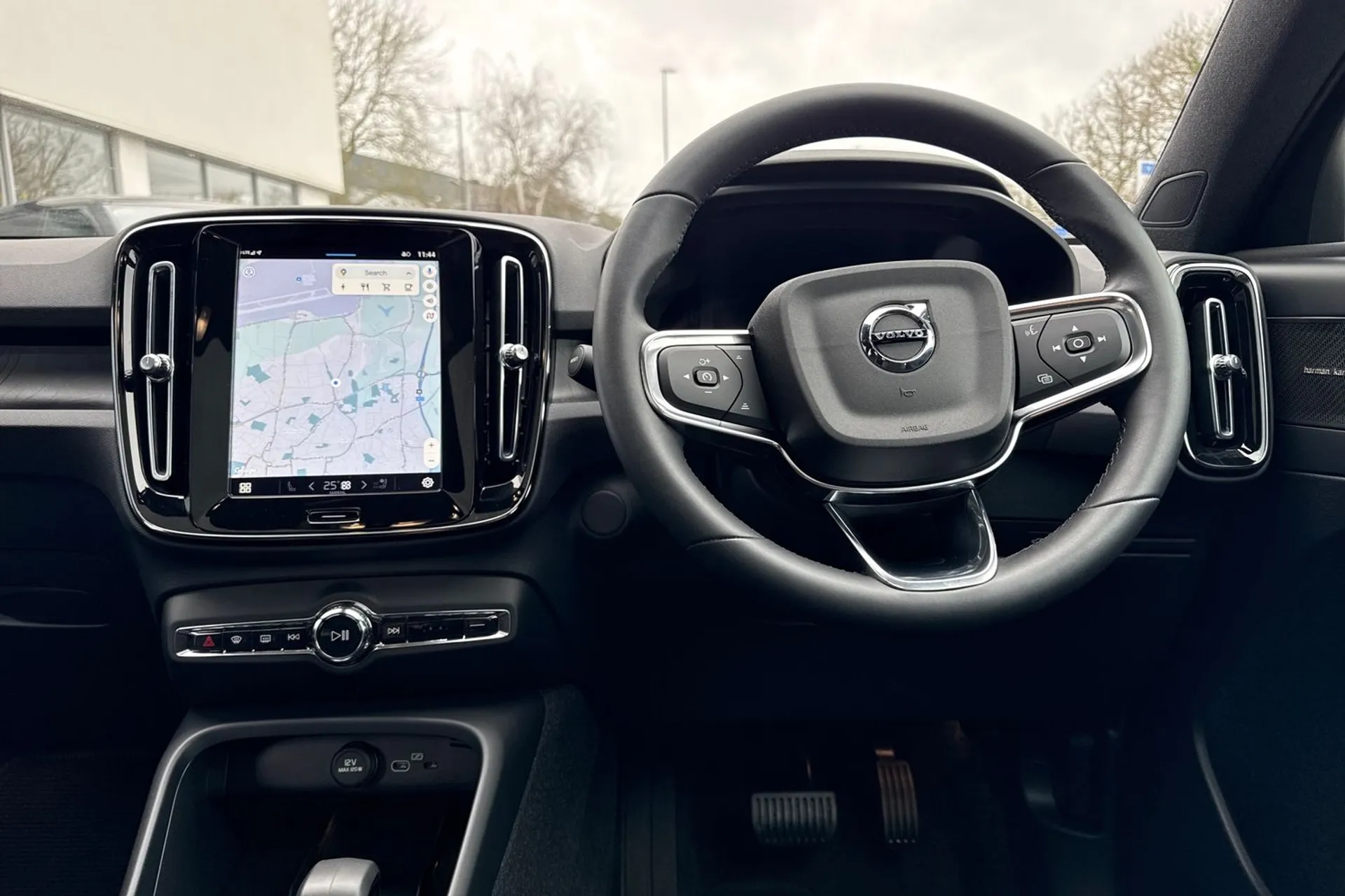 Volvo C40 thumbnail image number 34