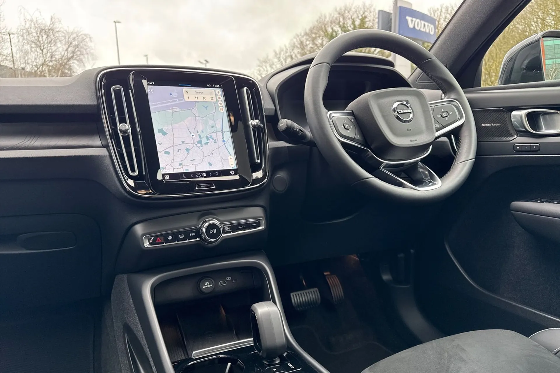 Volvo C40 thumbnail image number 35