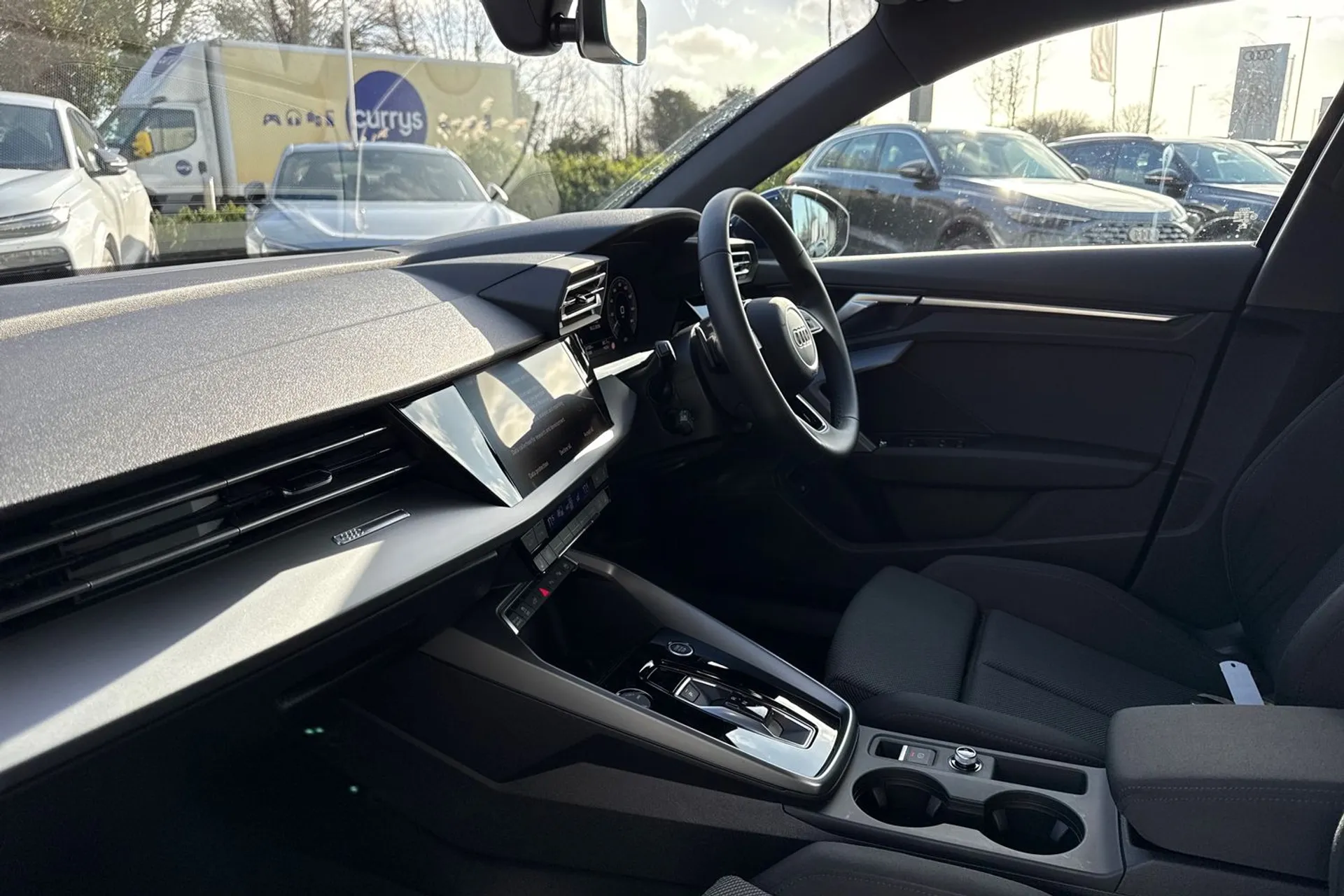 Audi A3 thumbnail image number 17