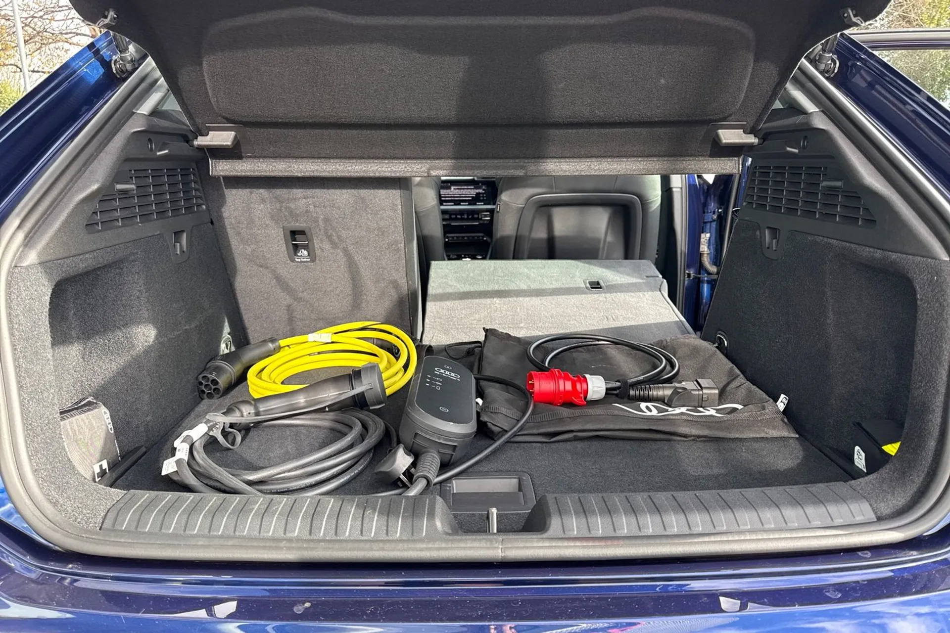 Audi A3 thumbnail image number 37