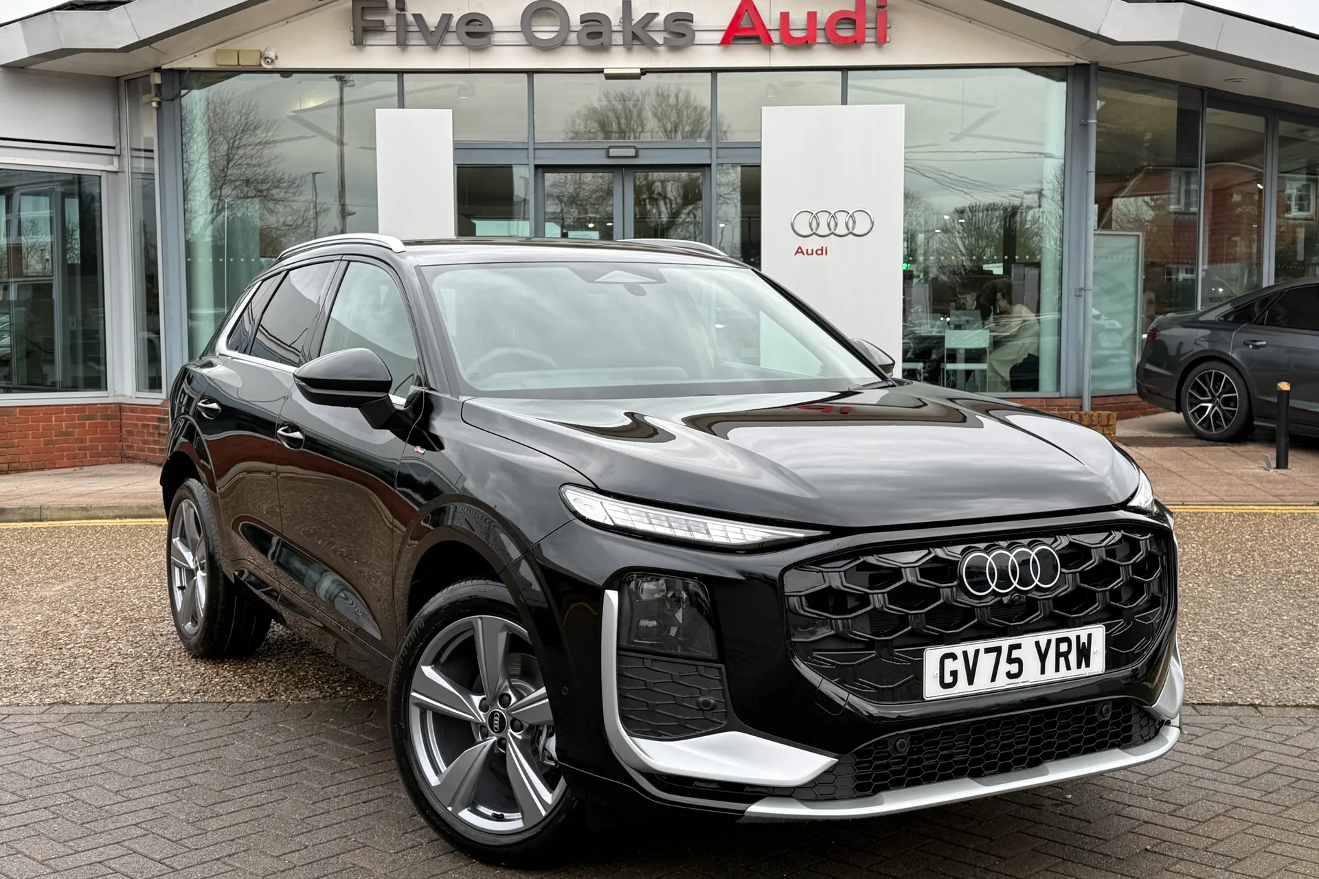 Audi Q3 focused image