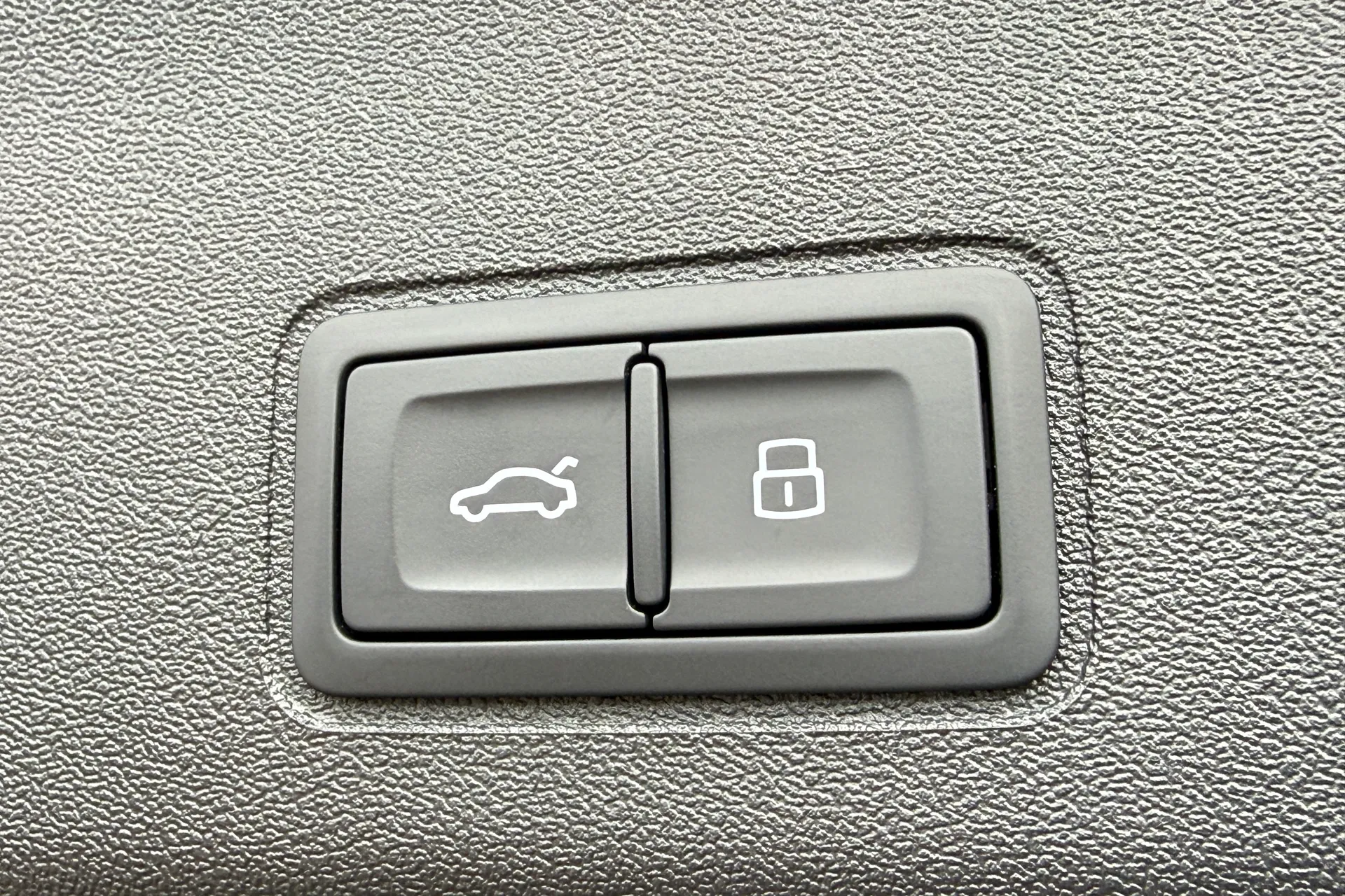 Audi Q3 thumbnail image number 42