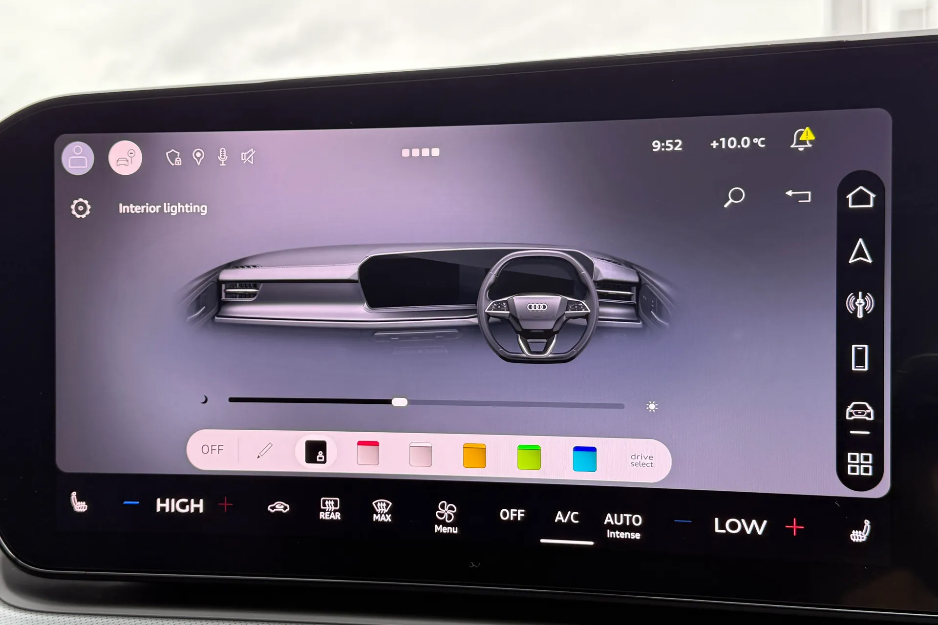 Audi Q3 thumbnail image number 14