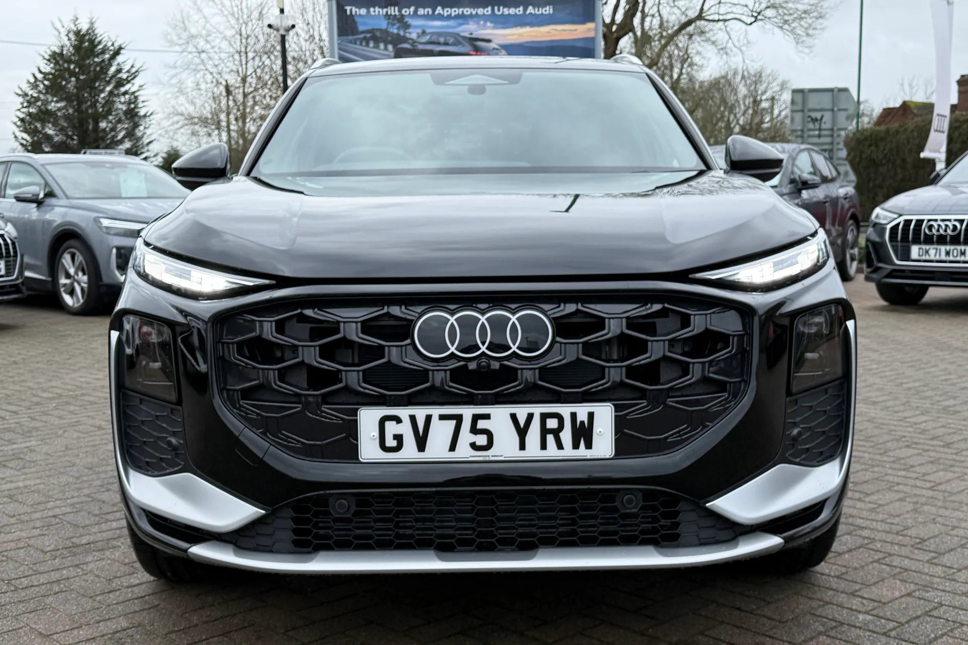 Audi Q3 thumbnail image number 29