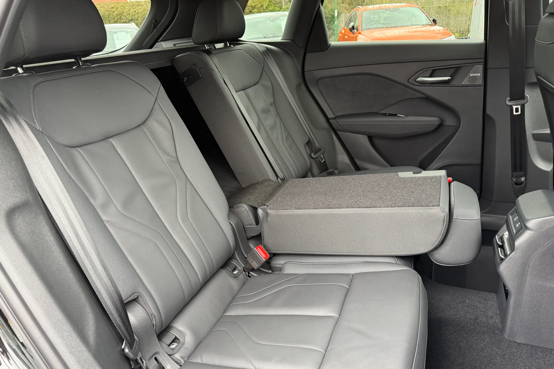 Audi Q3 thumbnail image number 51