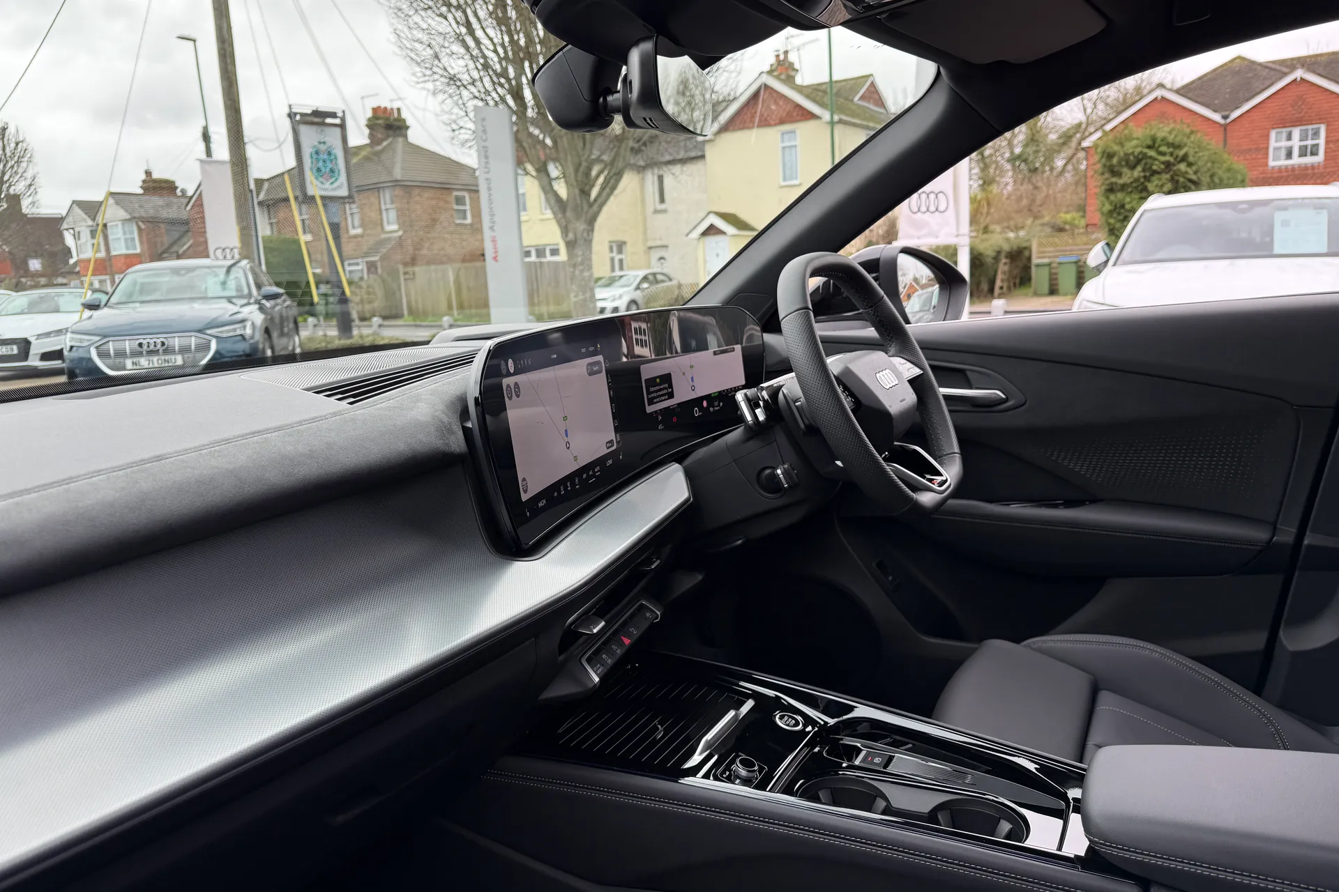 Audi Q3 thumbnail image number 33