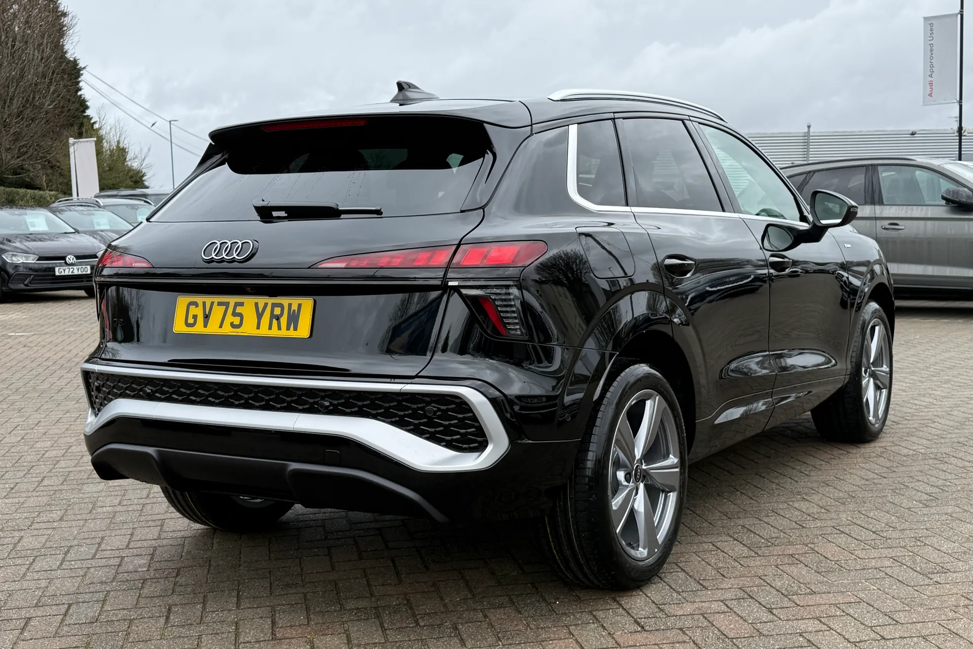 Audi Q3 thumbnail image number 36