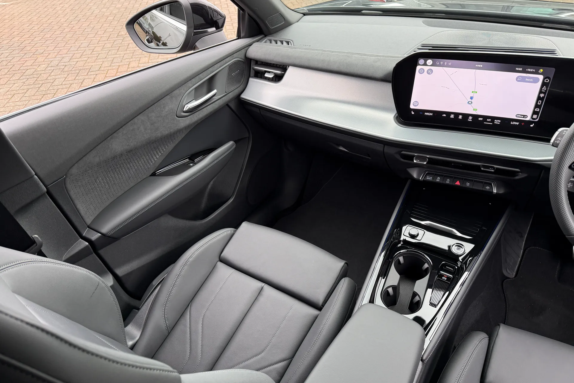 Audi Q3 thumbnail image number 44