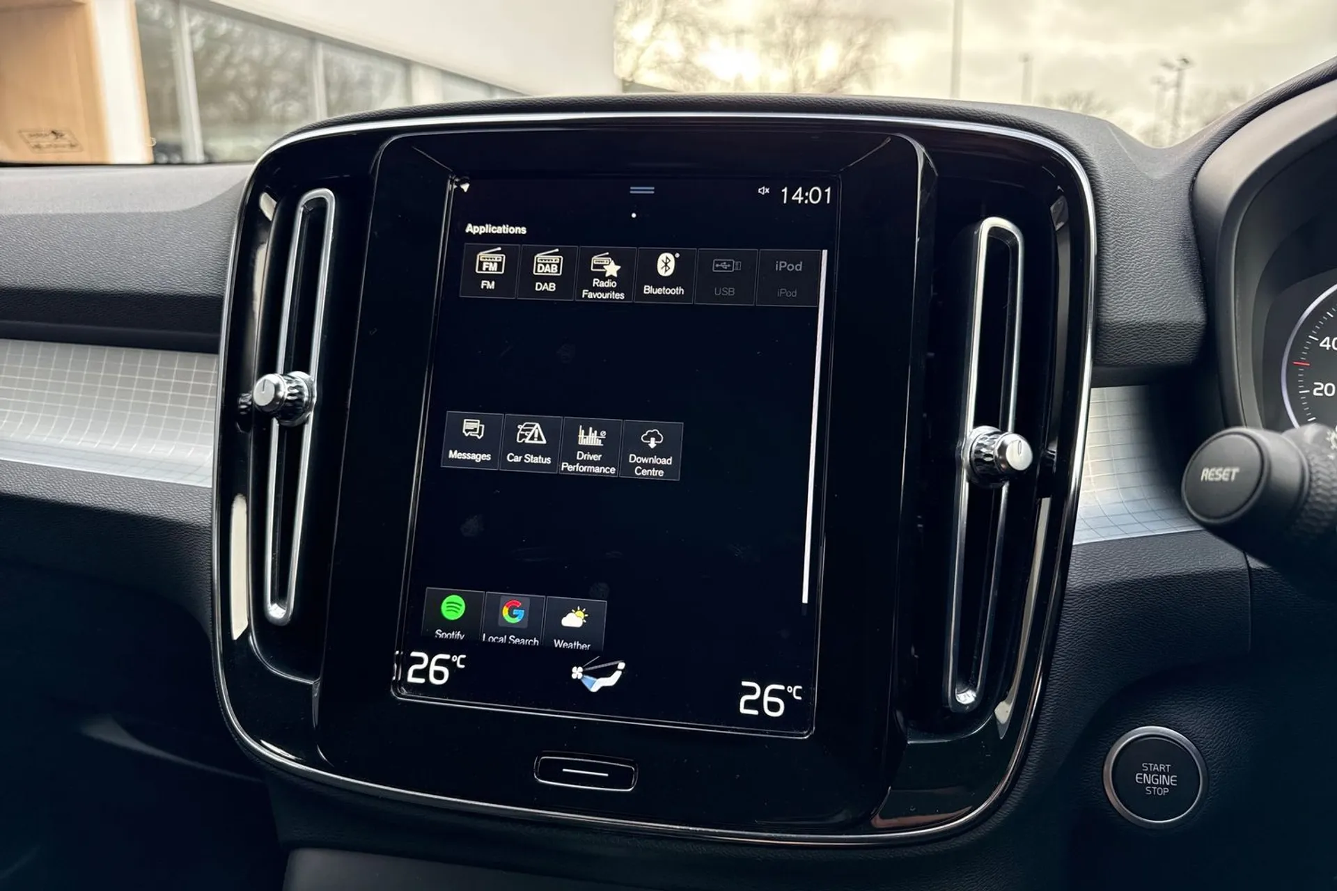 Volvo XC40 thumbnail image number 39