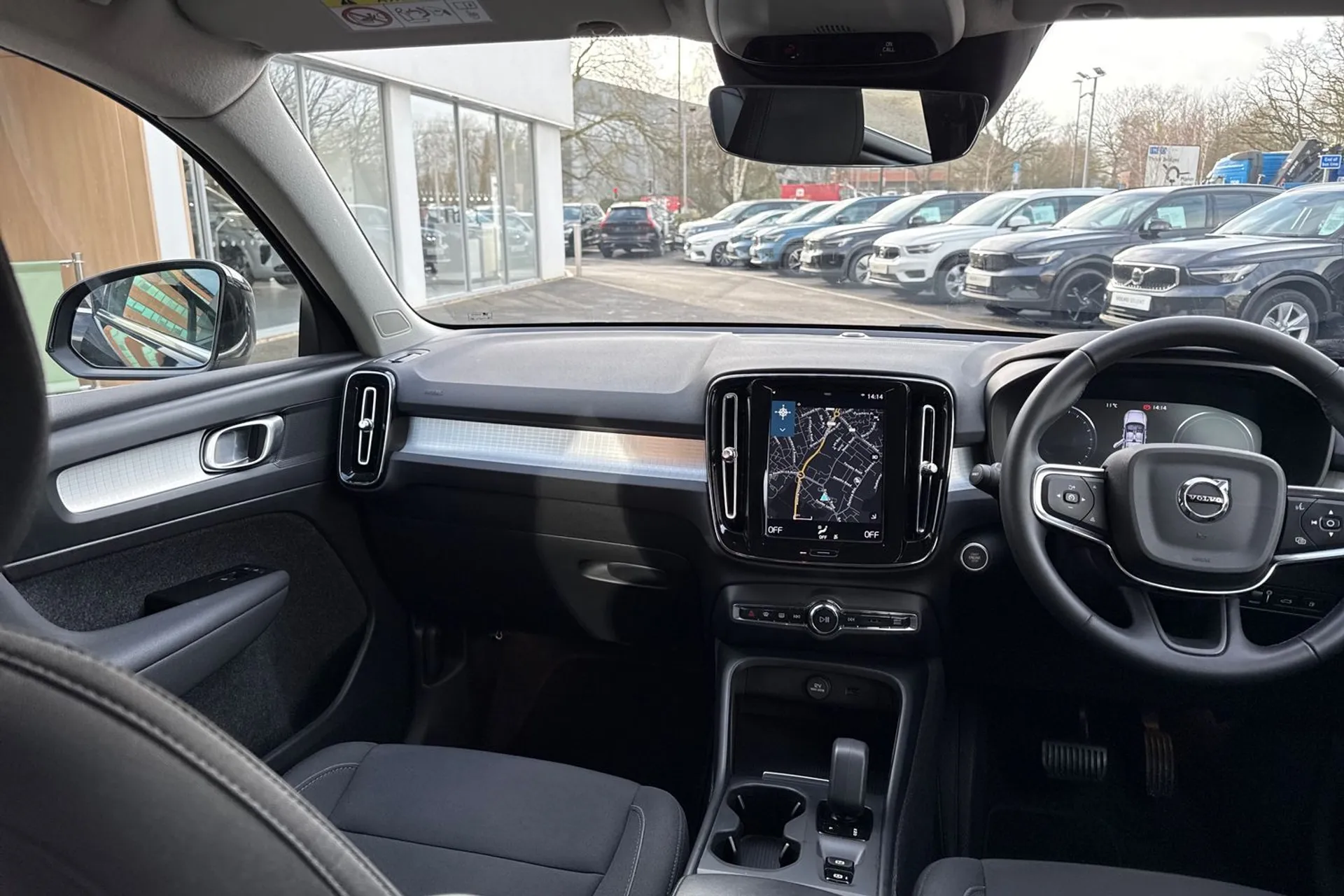 Volvo XC40 thumbnail image number 32