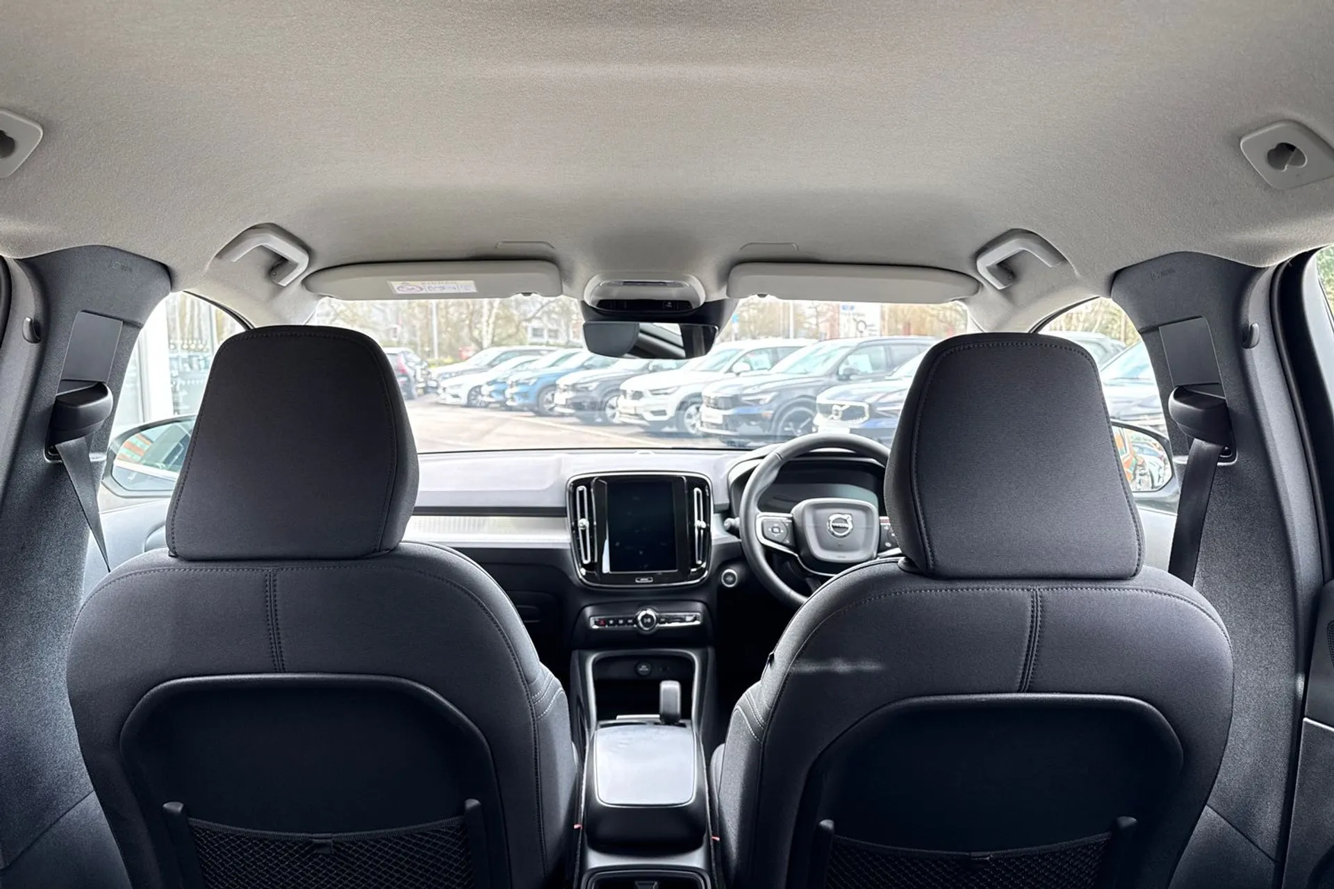 Volvo XC40 thumbnail image number 22