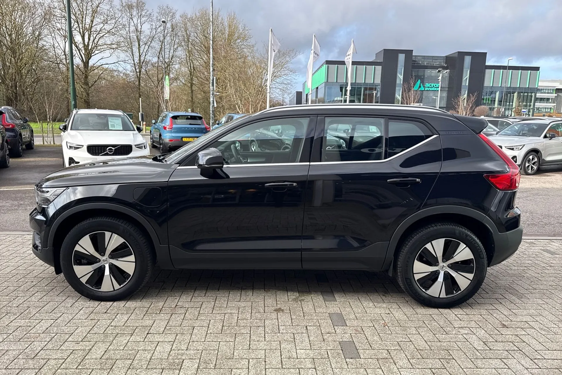 Volvo XC40 thumbnail image number 11