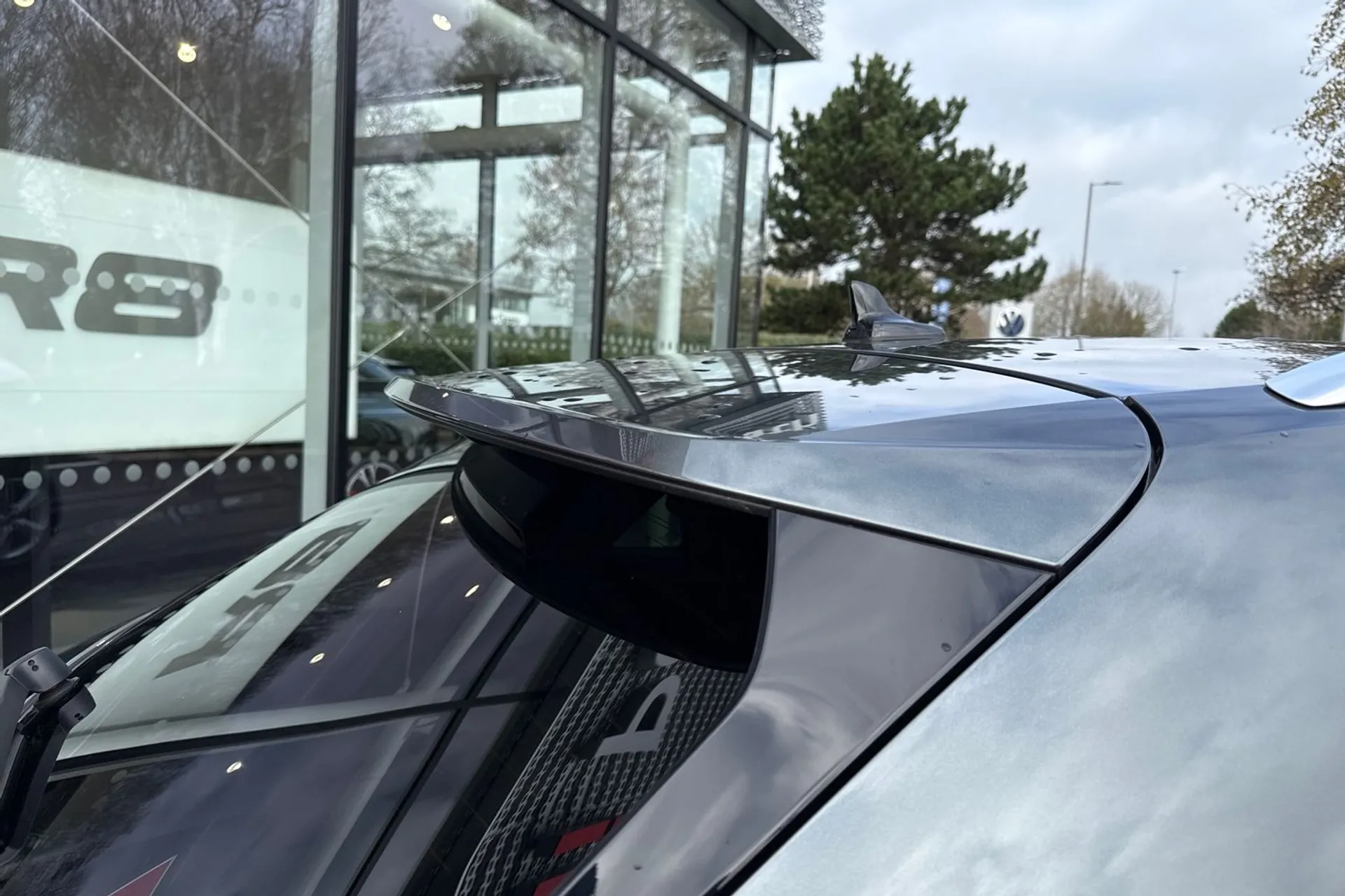 Audi Q3 thumbnail image number 16