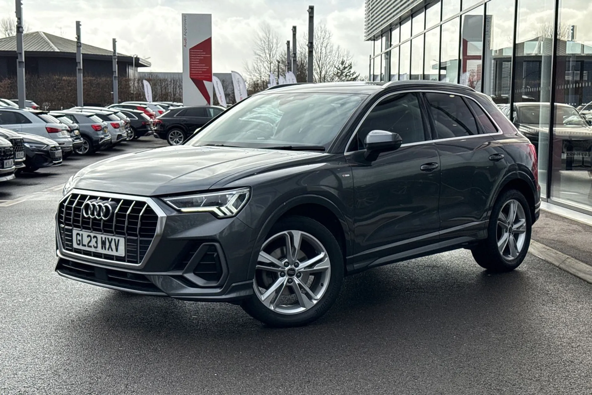 Audi Q3 thumbnail image number 5