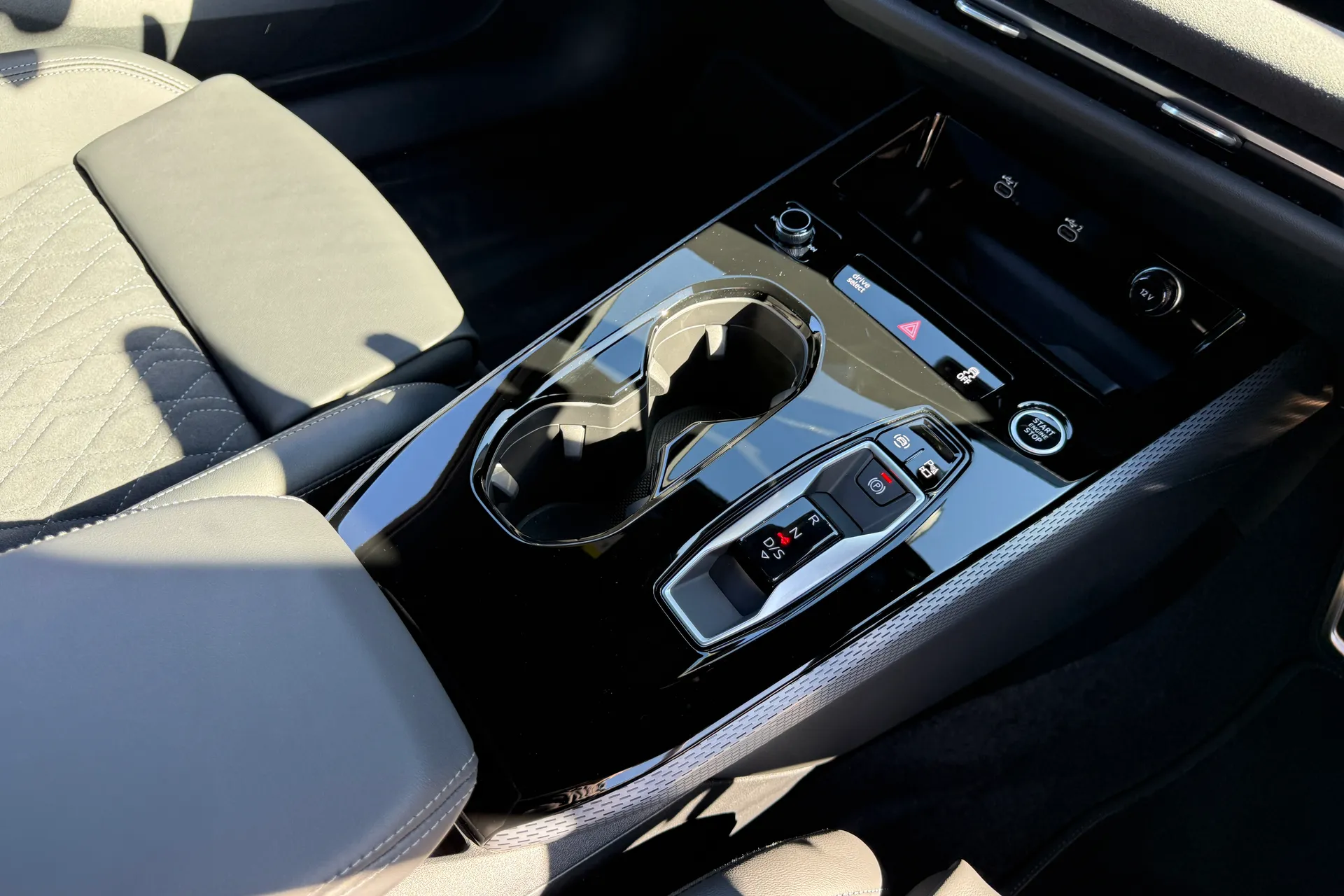 Audi A5 thumbnail image number 46