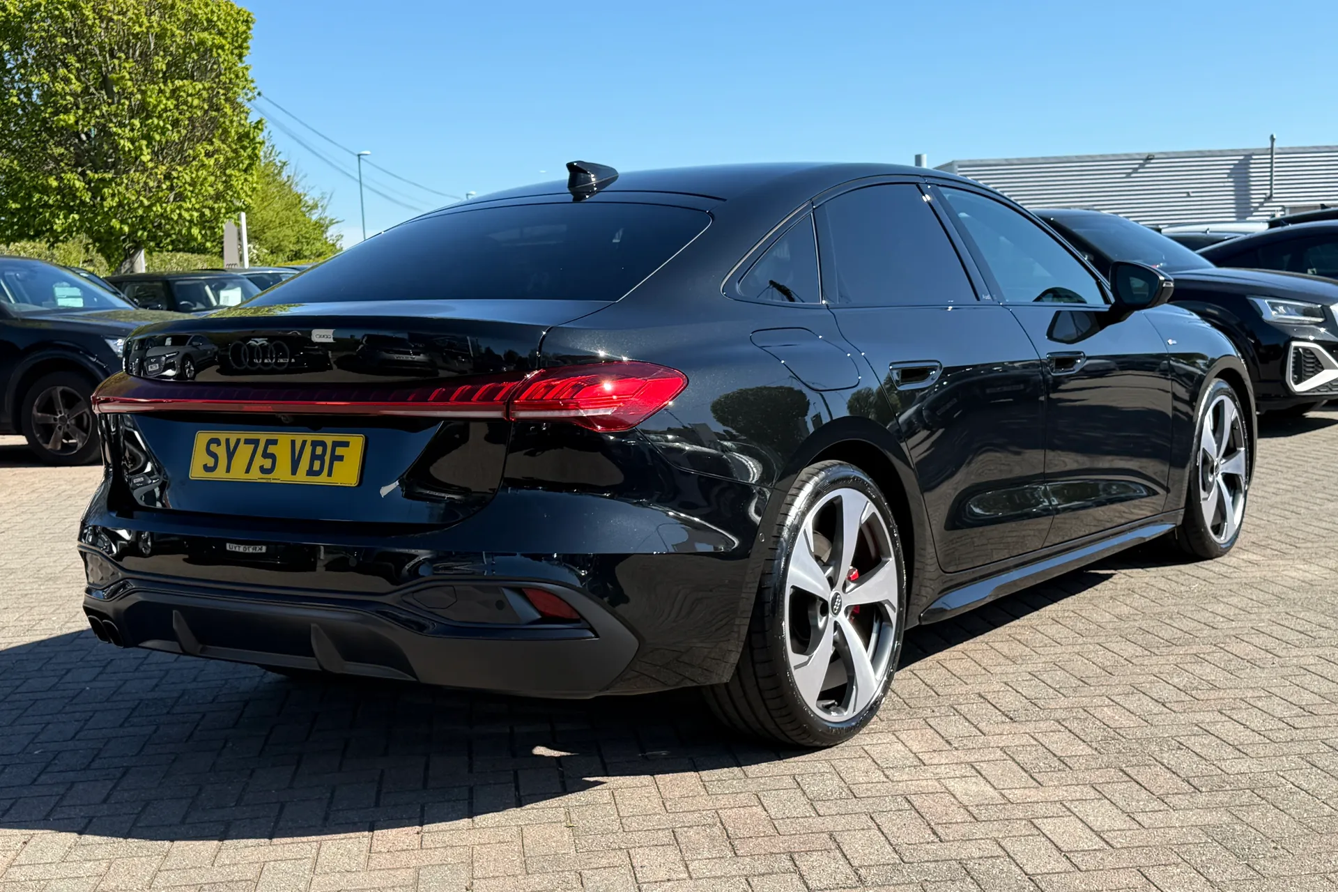 Audi A5 thumbnail image number 37