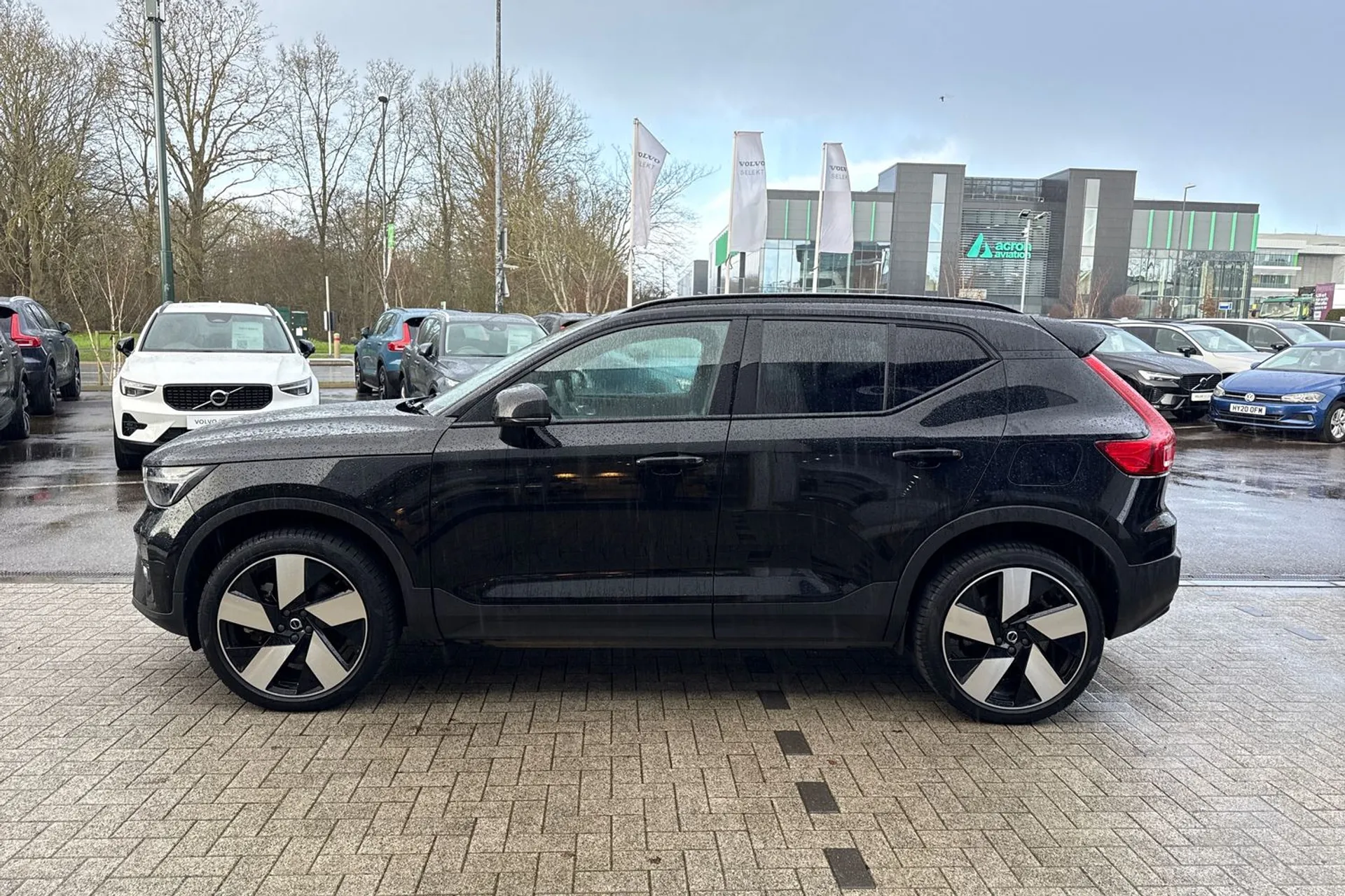 Volvo XC40 thumbnail image number 11