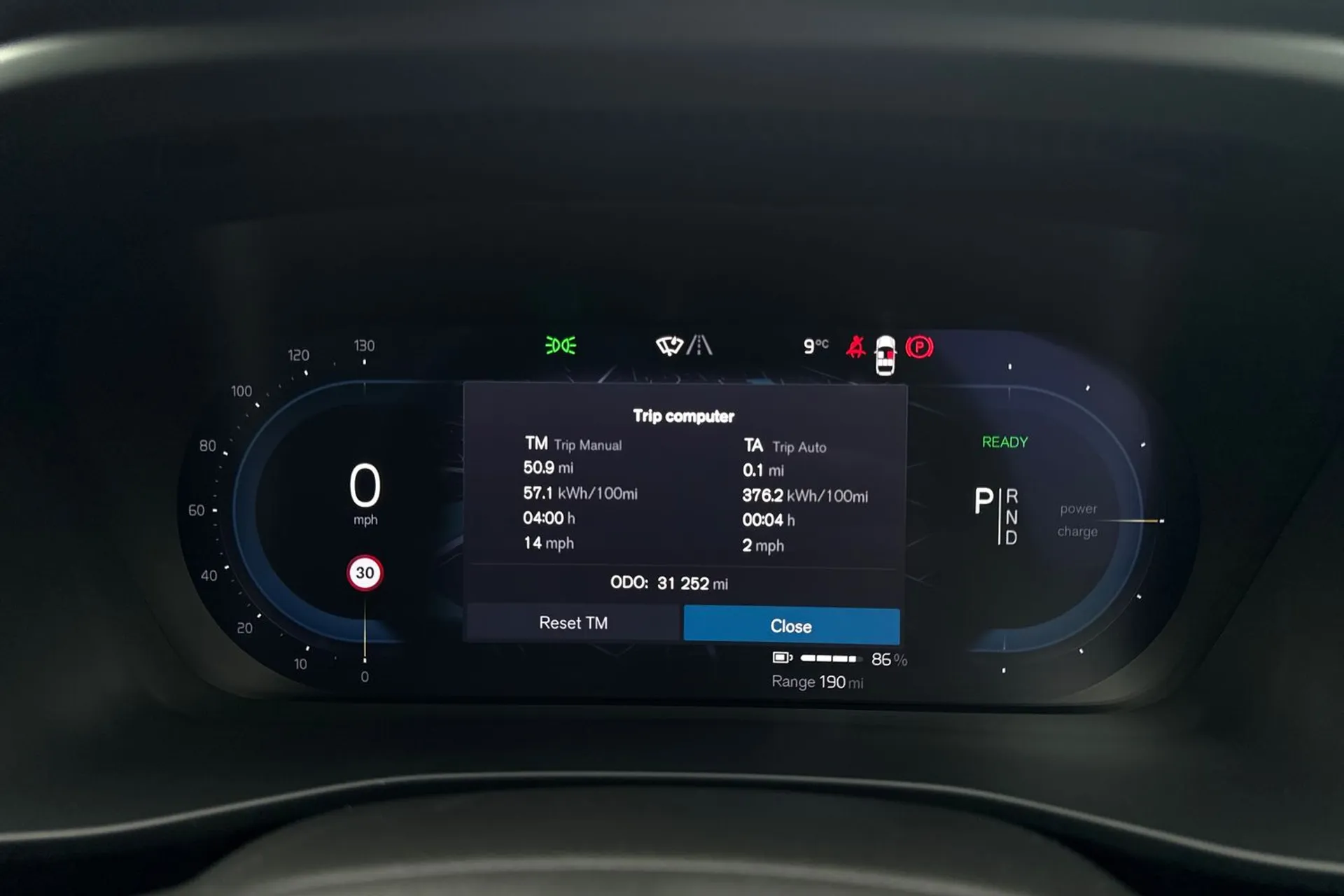 Volvo XC40 thumbnail image number 44